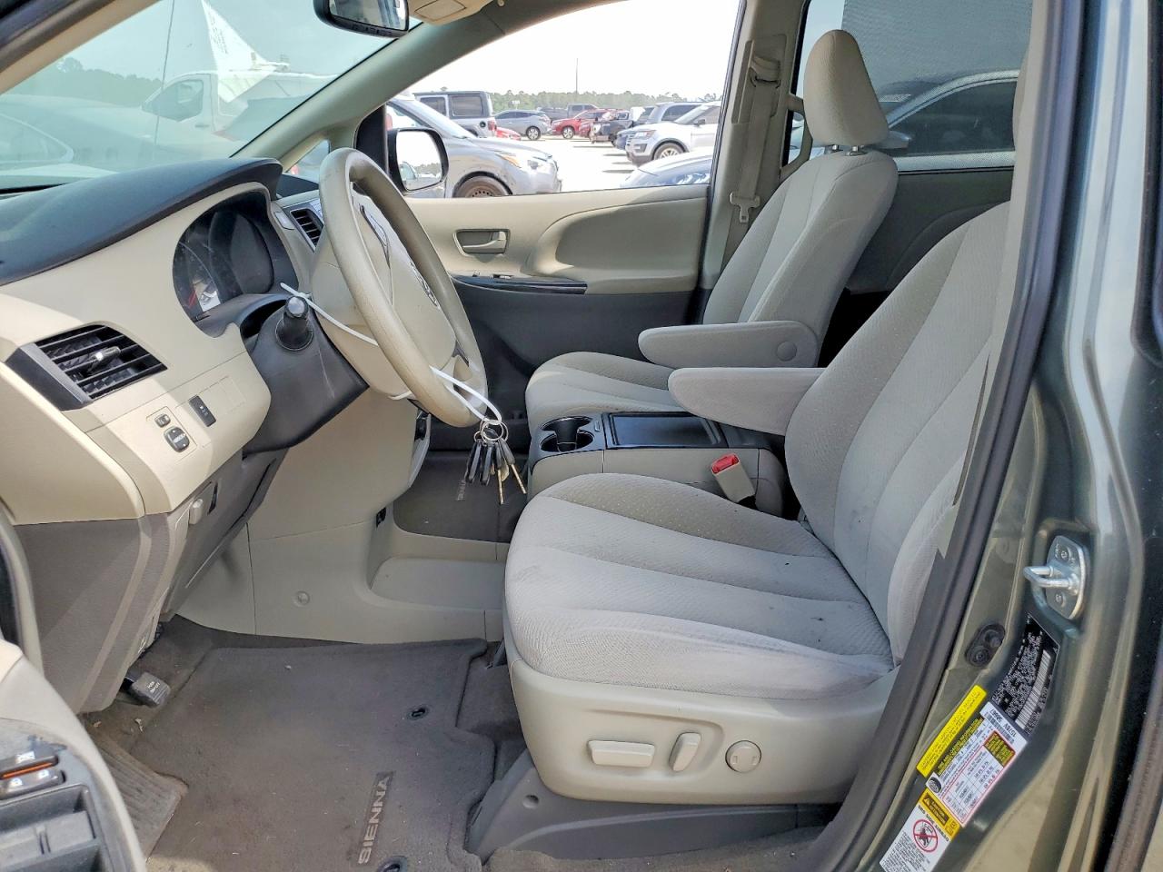 2013 Toyota Sienna Le Green vin: 5TDKK3DCXDS386504