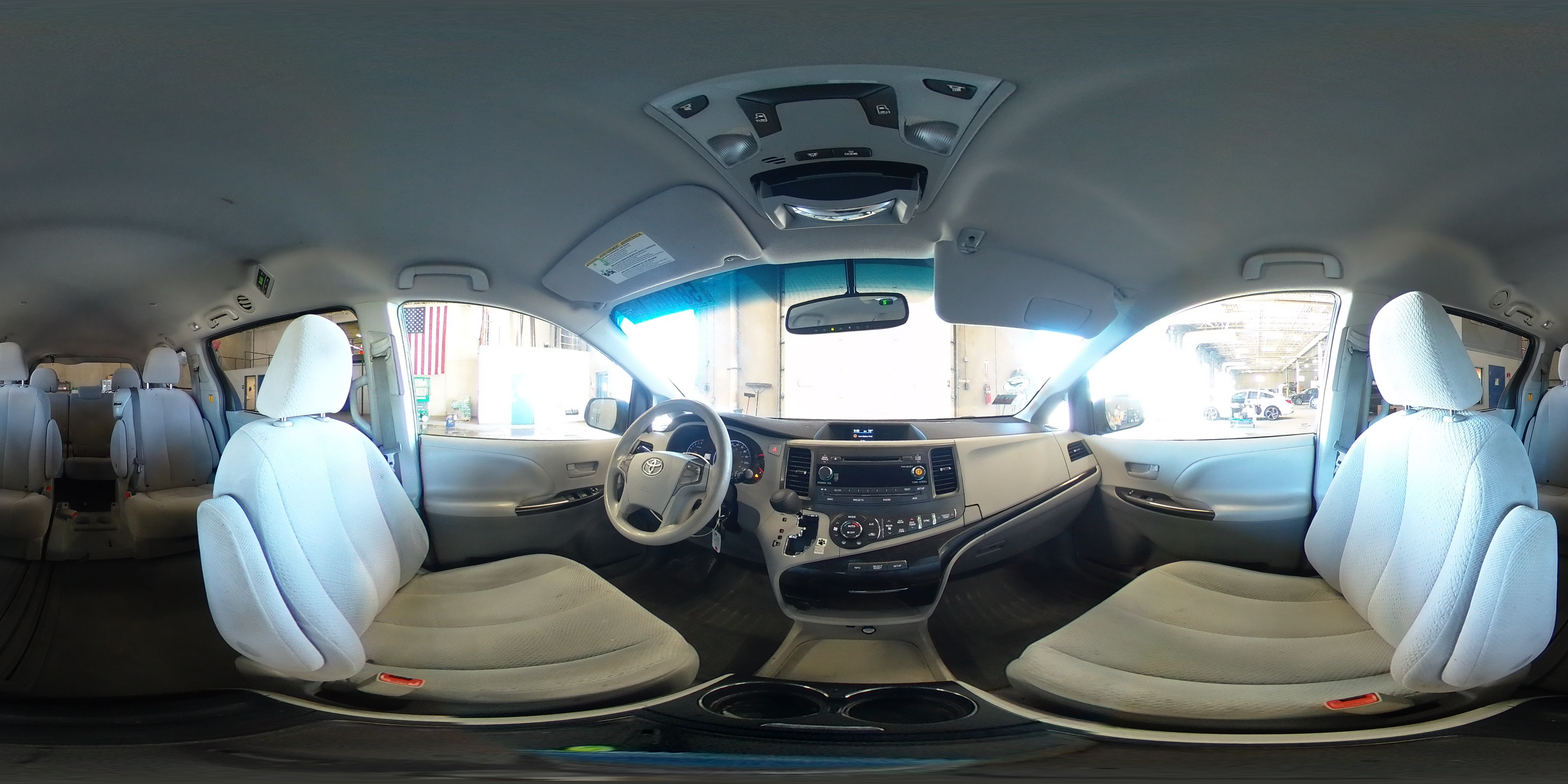 2013 Toyota Sienna Le Silver vin: 5TDKK3DCXDS386986