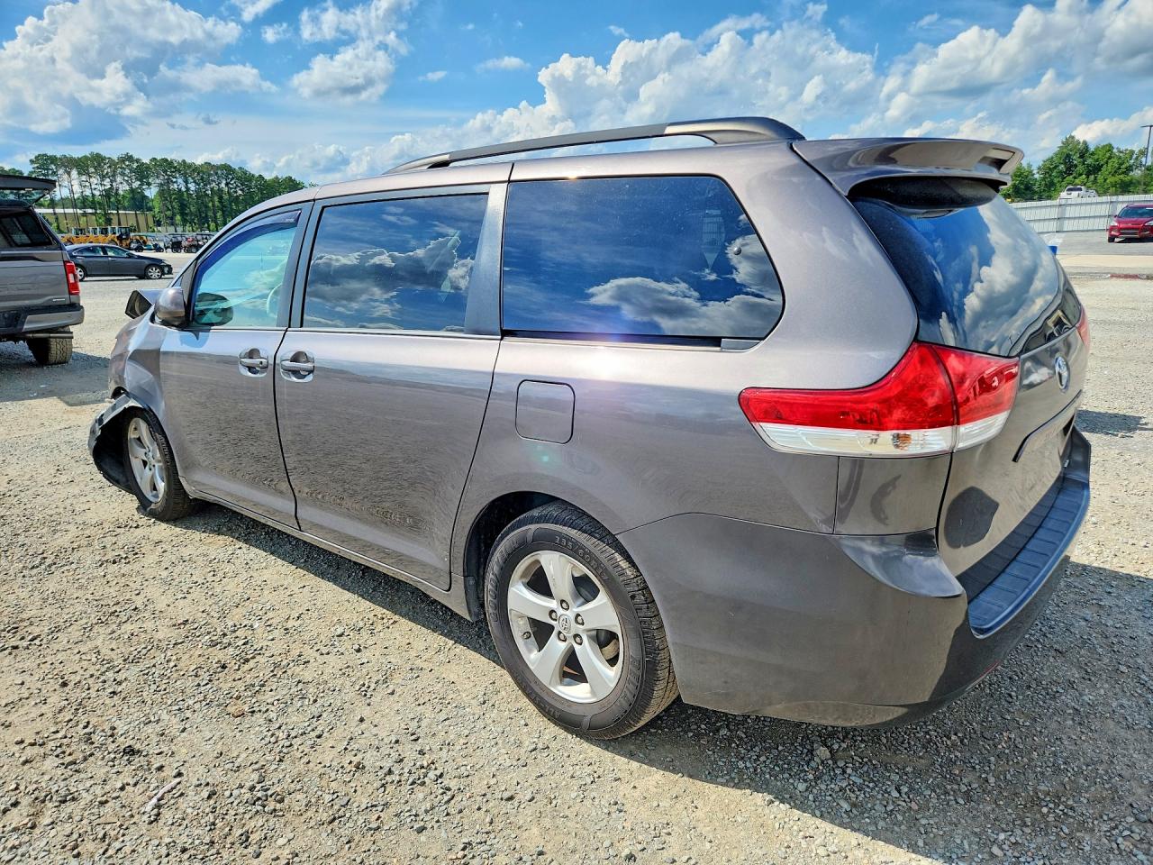 2013 Toyota Sienna Car Серый vin: 5TDKK3DCXDS388351