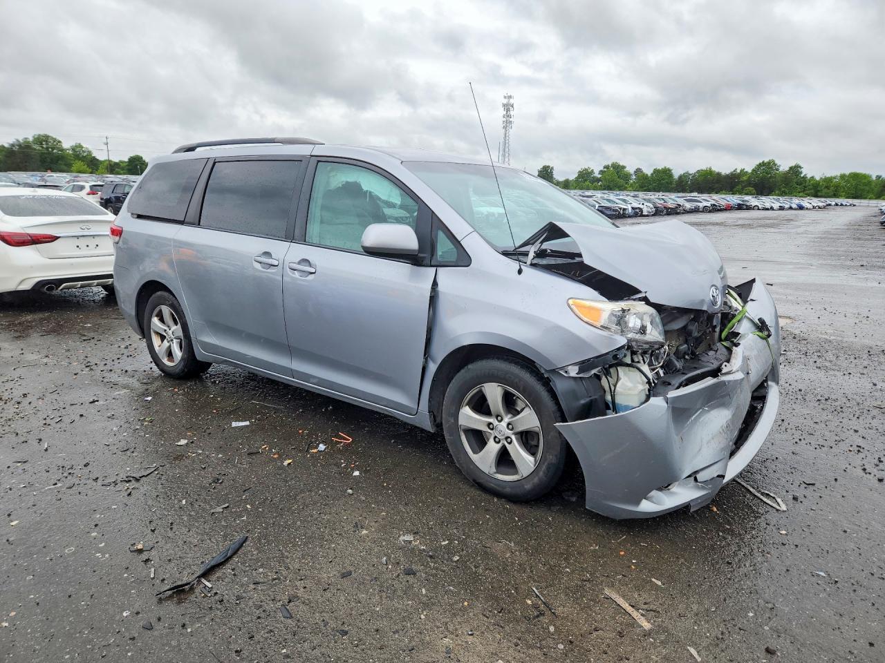 2013 Toyota Sienna Le Синий vin: 5TDKK3DCXDS390973