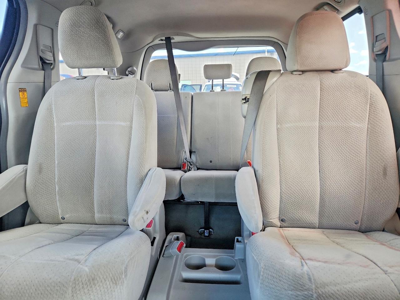2013 Toyota Sienna Le Бирюзовый vin: 5TDKK3DCXDS401650