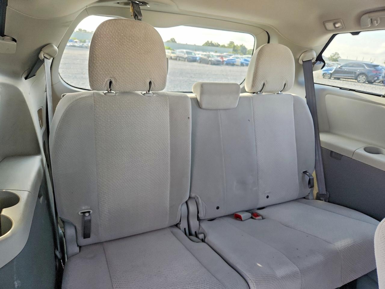 2014 Toyota Sienna Le Blue vin: 5TDKK3DCXES451885