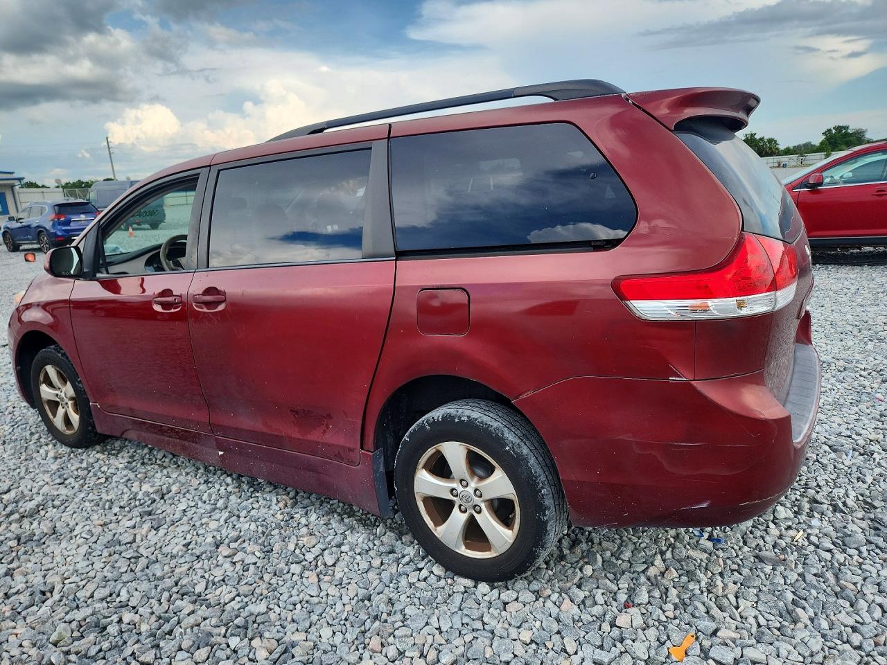 2014 Toyota Sienna Le Red vin: 5TDKK3DCXES486104