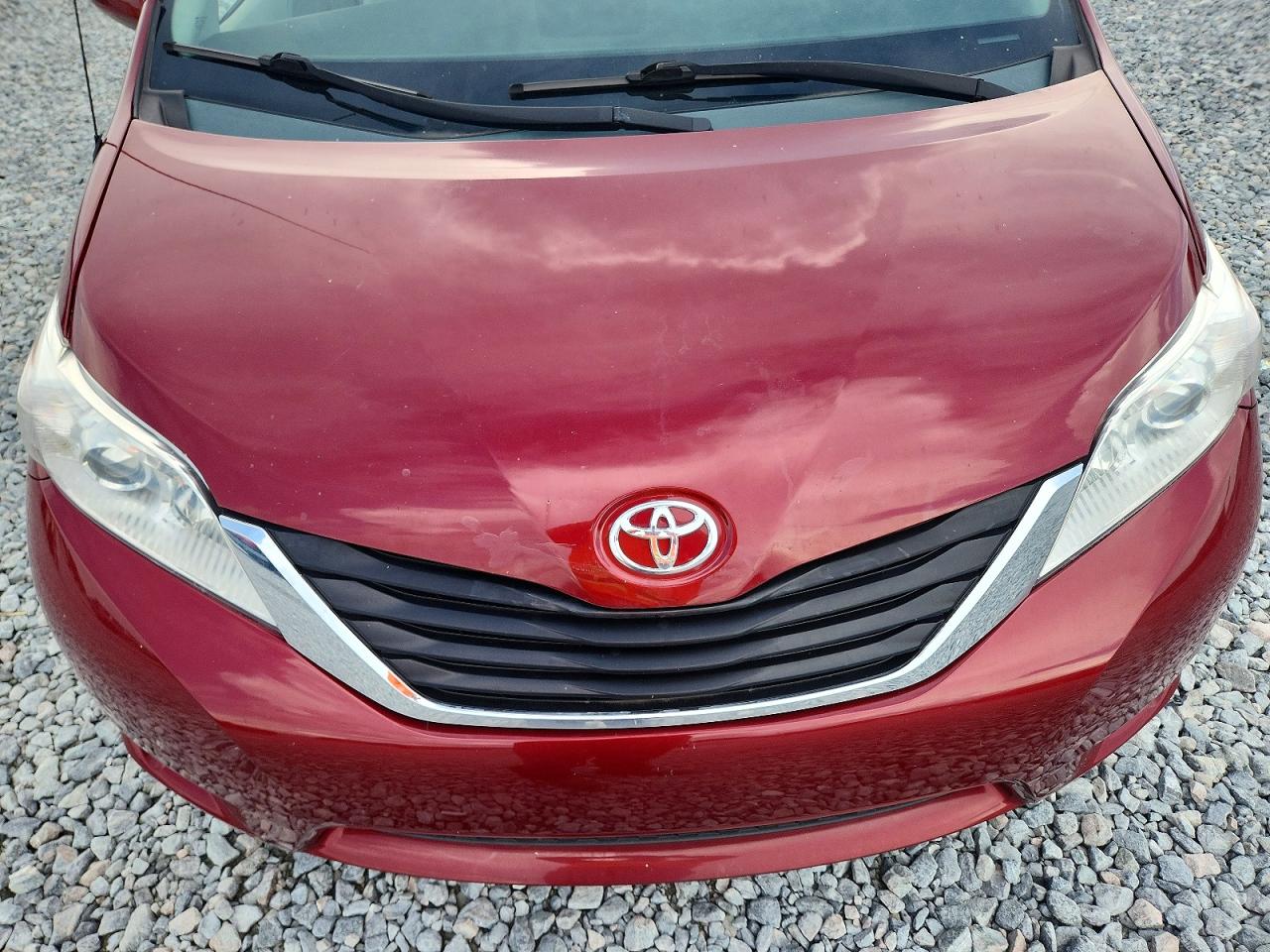 2014 Toyota Sienna Le Red vin: 5TDKK3DCXES486104