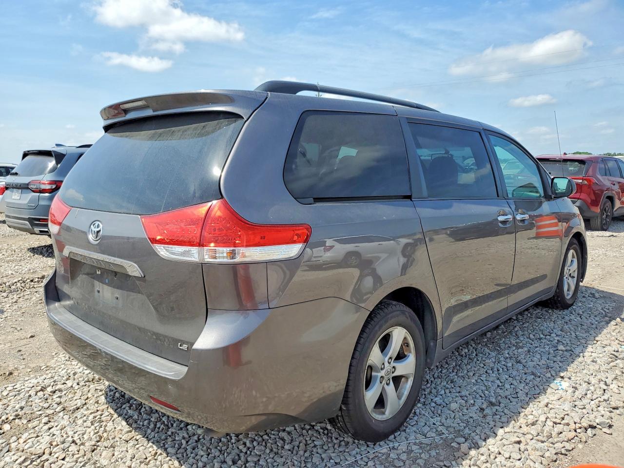 2014 Toyota Sienna Le Gray vin: 5TDKK3DCXES490962