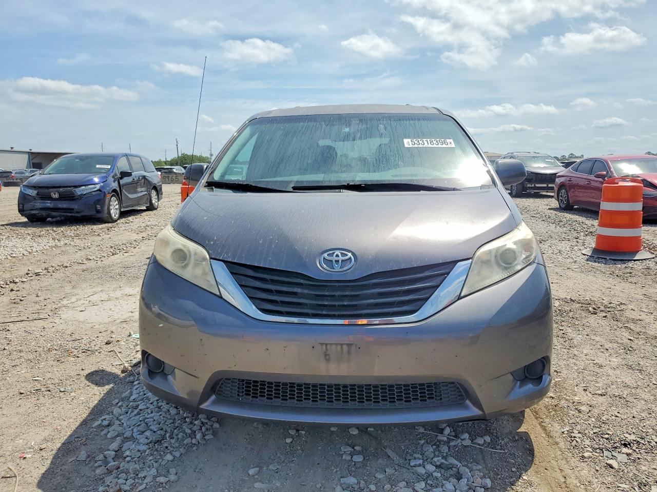 2014 Toyota Sienna Le Gray vin: 5TDKK3DCXES490962