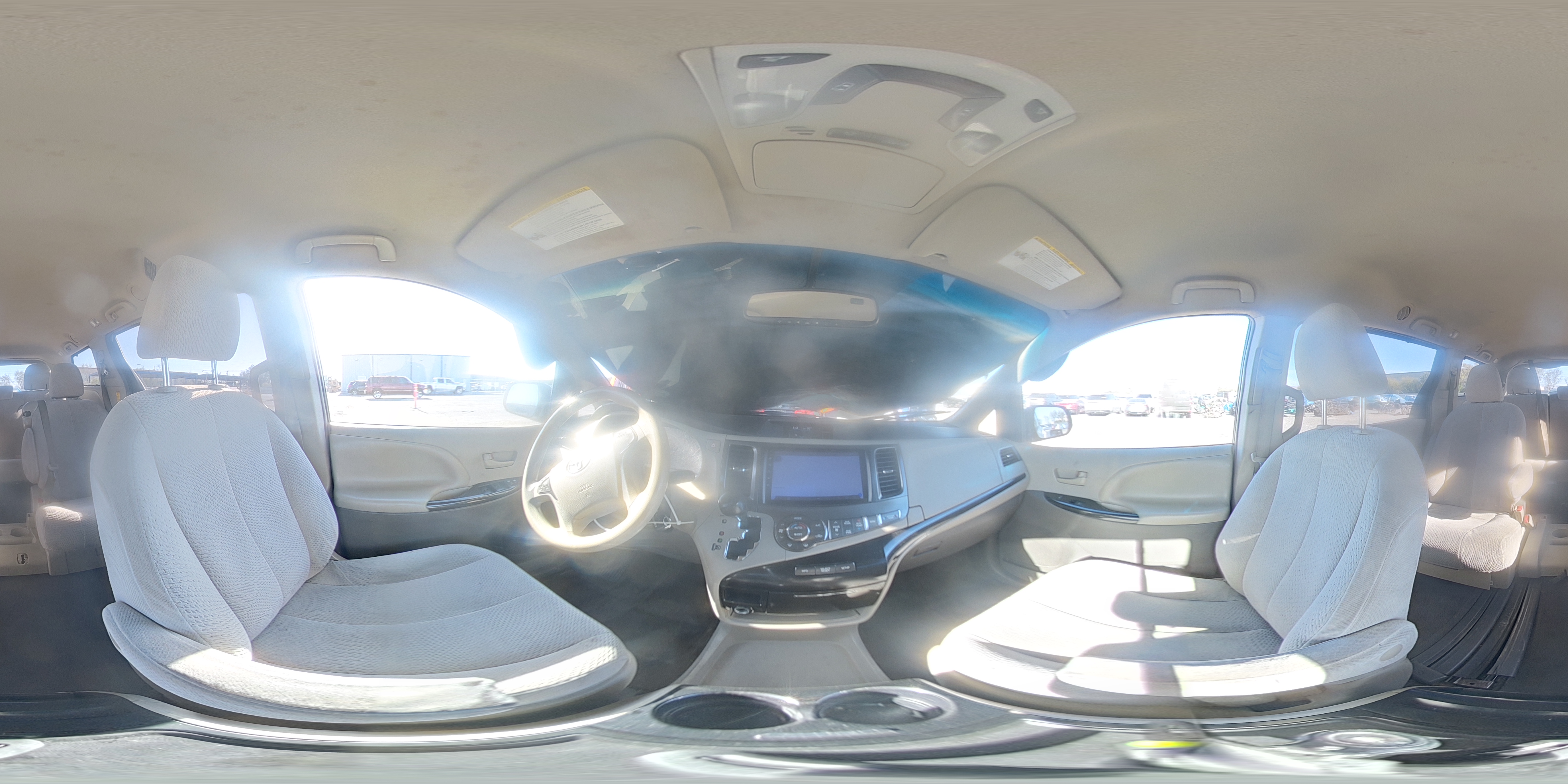 2014 Toyota Sienna Le White vin: 5TDKK3DCXES497720