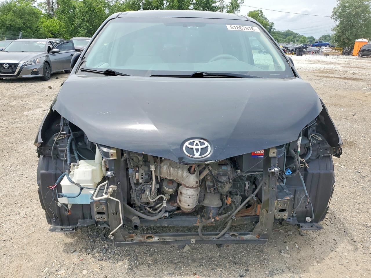 2014 Toyota Sienna Le Black vin: 5TDKK3DCXES501152