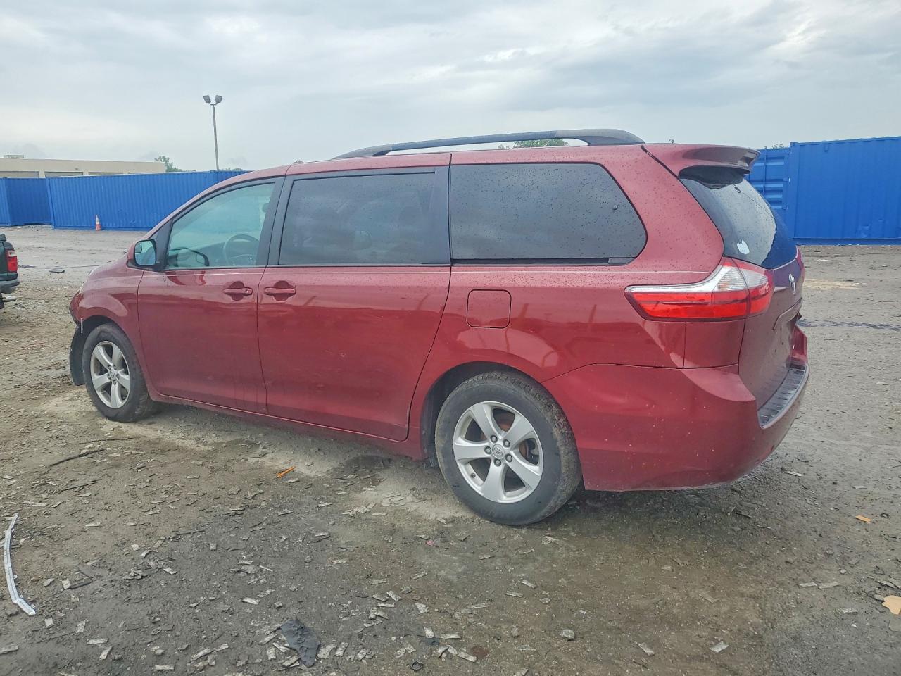 2015 Toyota Sienna Le Maroon vin: 5TDKK3DCXFS560302