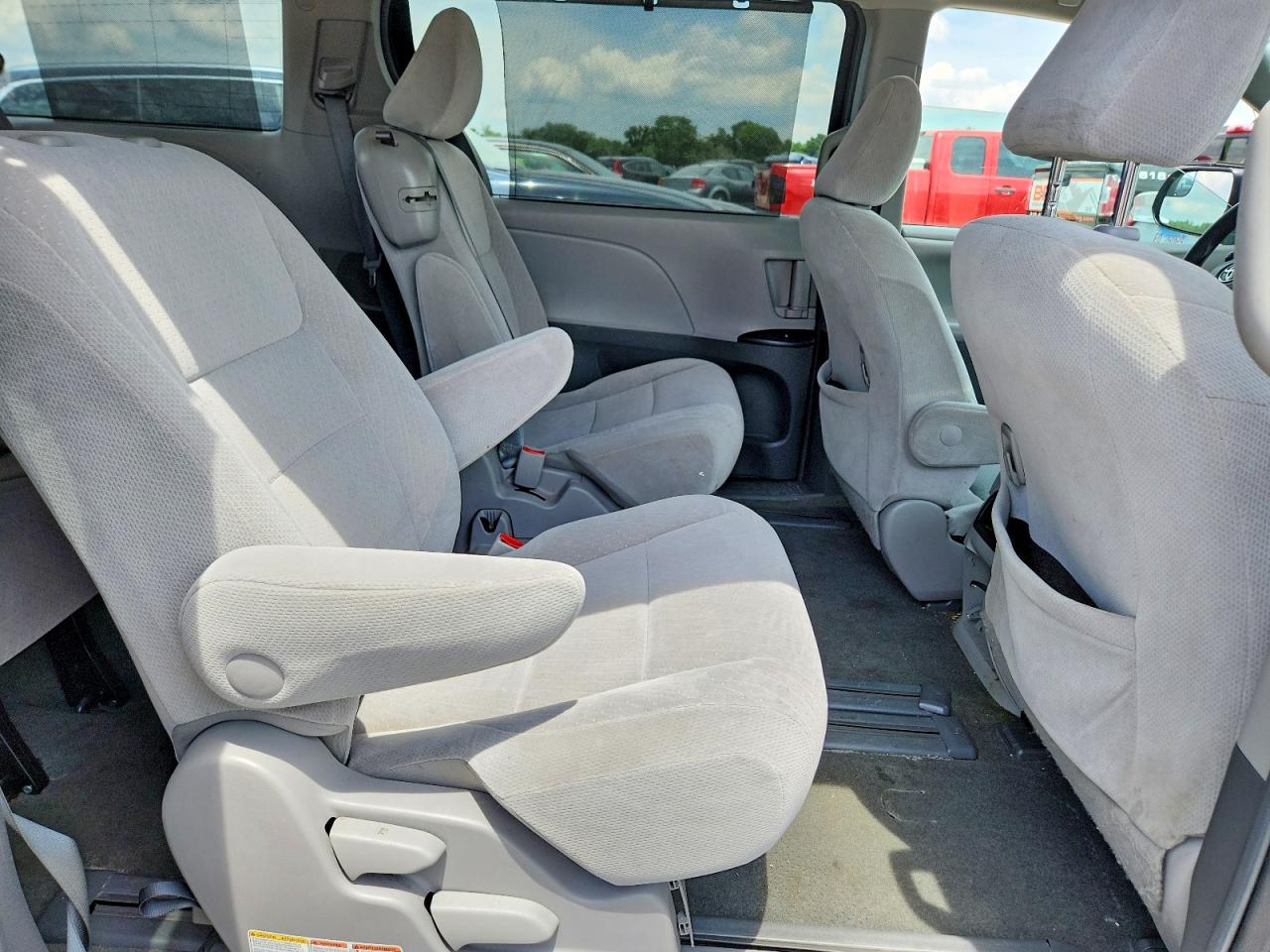 2015 Toyota Sienna Le Синий vin: 5TDKK3DCXFS613354