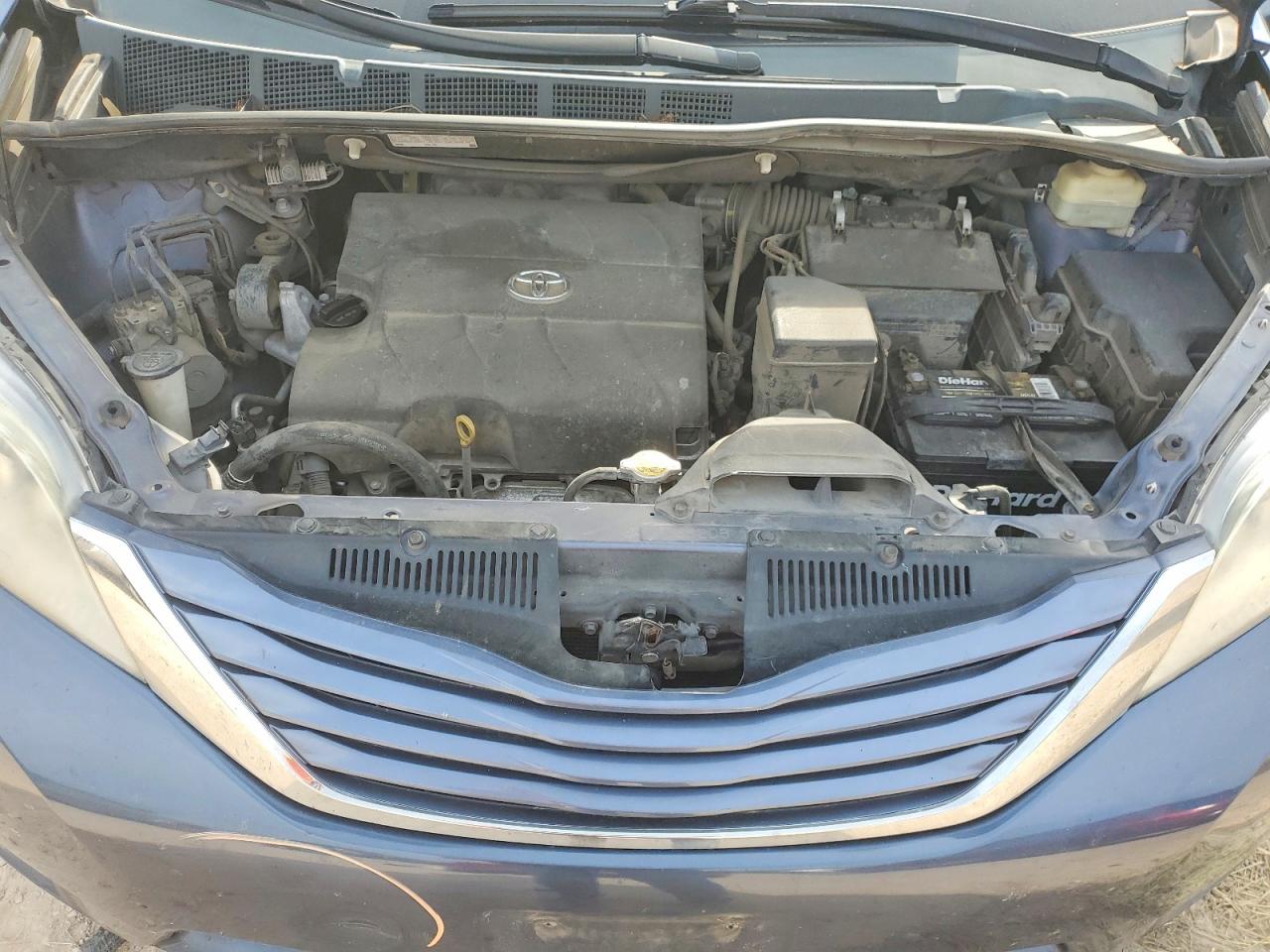 2015 Toyota Sienna Le Blue vin: 5TDKK3DCXFS688281