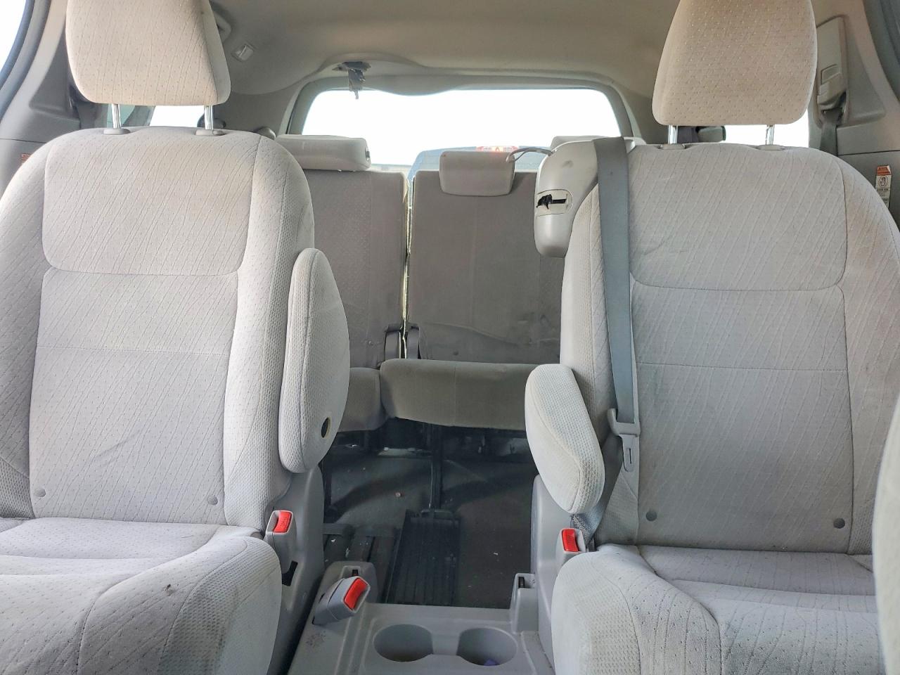 2015 Toyota Sienna Le Blue vin: 5TDKK3DCXFS688281