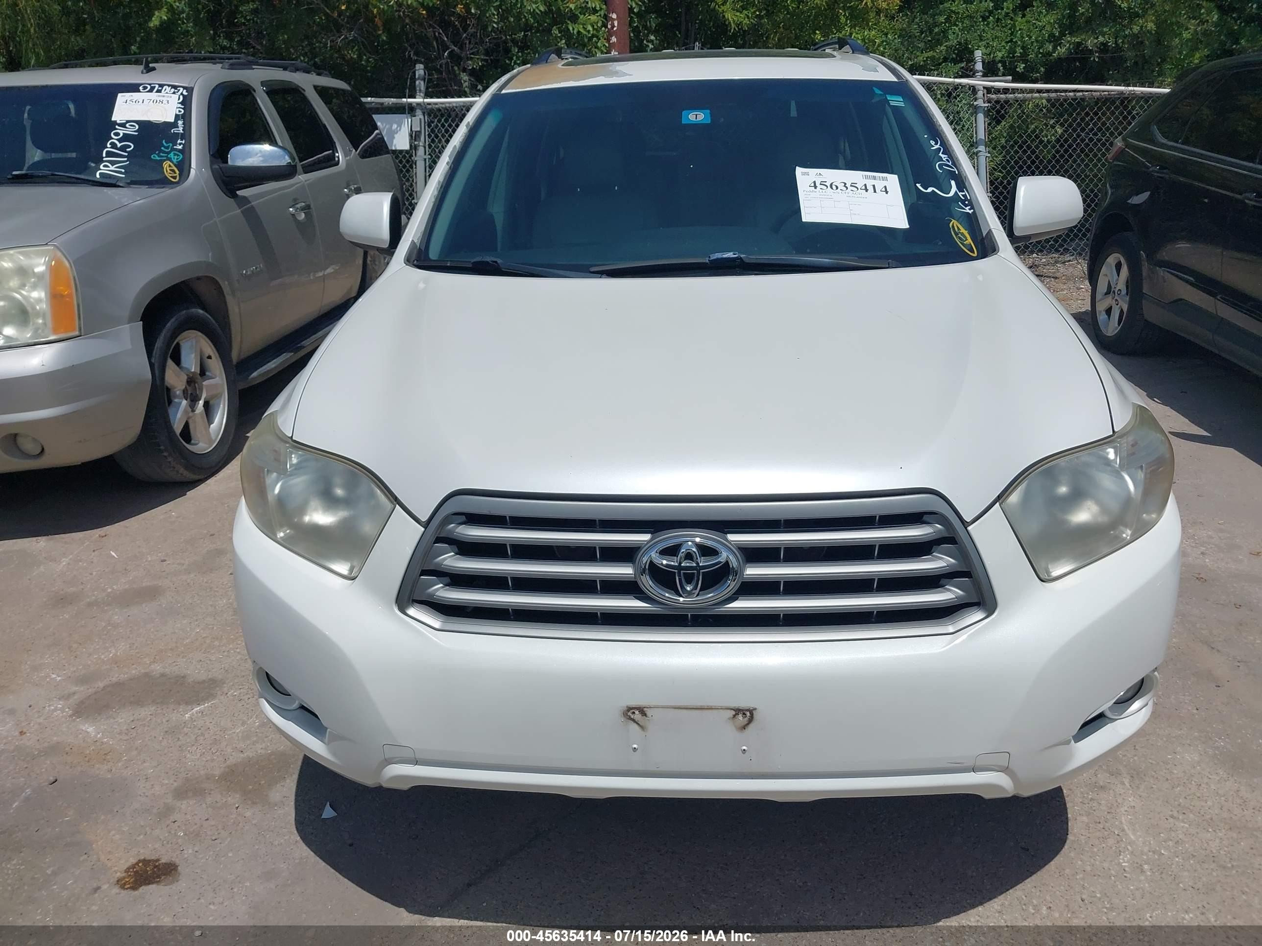 2010 Toyota Highlander Se V6 White vin: 5TDKK3EH0AS008889