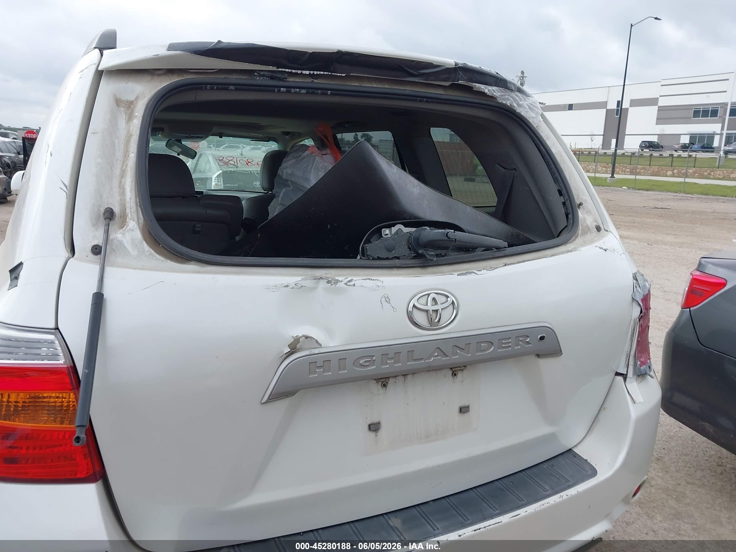 2010 Toyota Highlander Se V6 White vin: 5TDKK3EH2AS020817