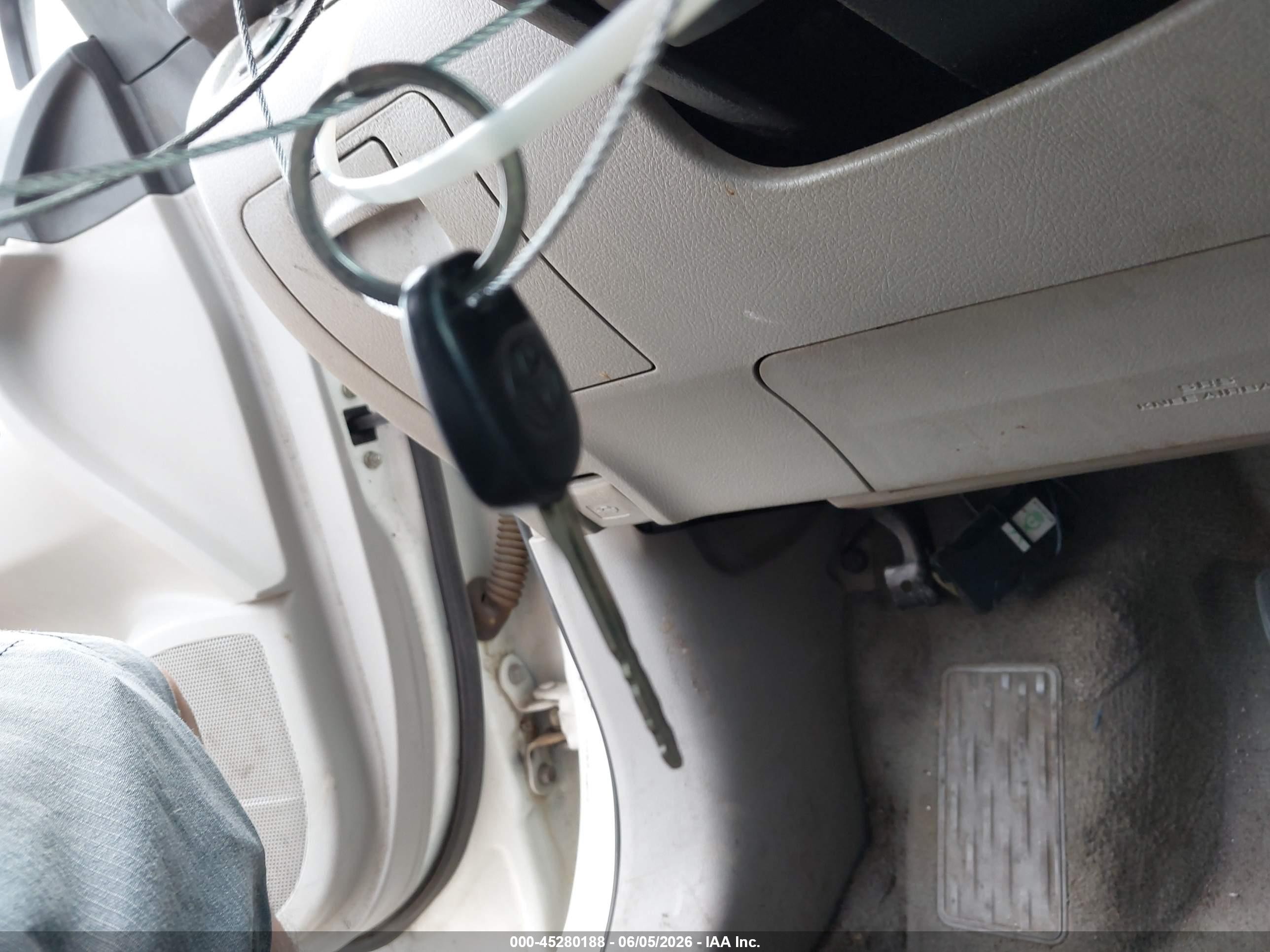 2010 Toyota Highlander Se V6 White vin: 5TDKK3EH2AS020817