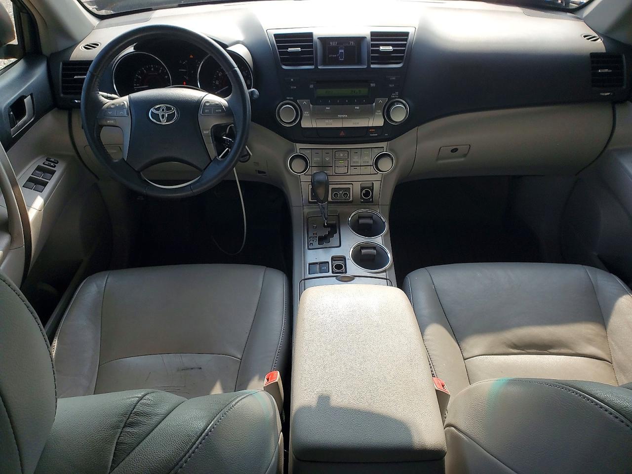 2010 Toyota Highlander Se Red vin: 5TDKK3EH5AS012405