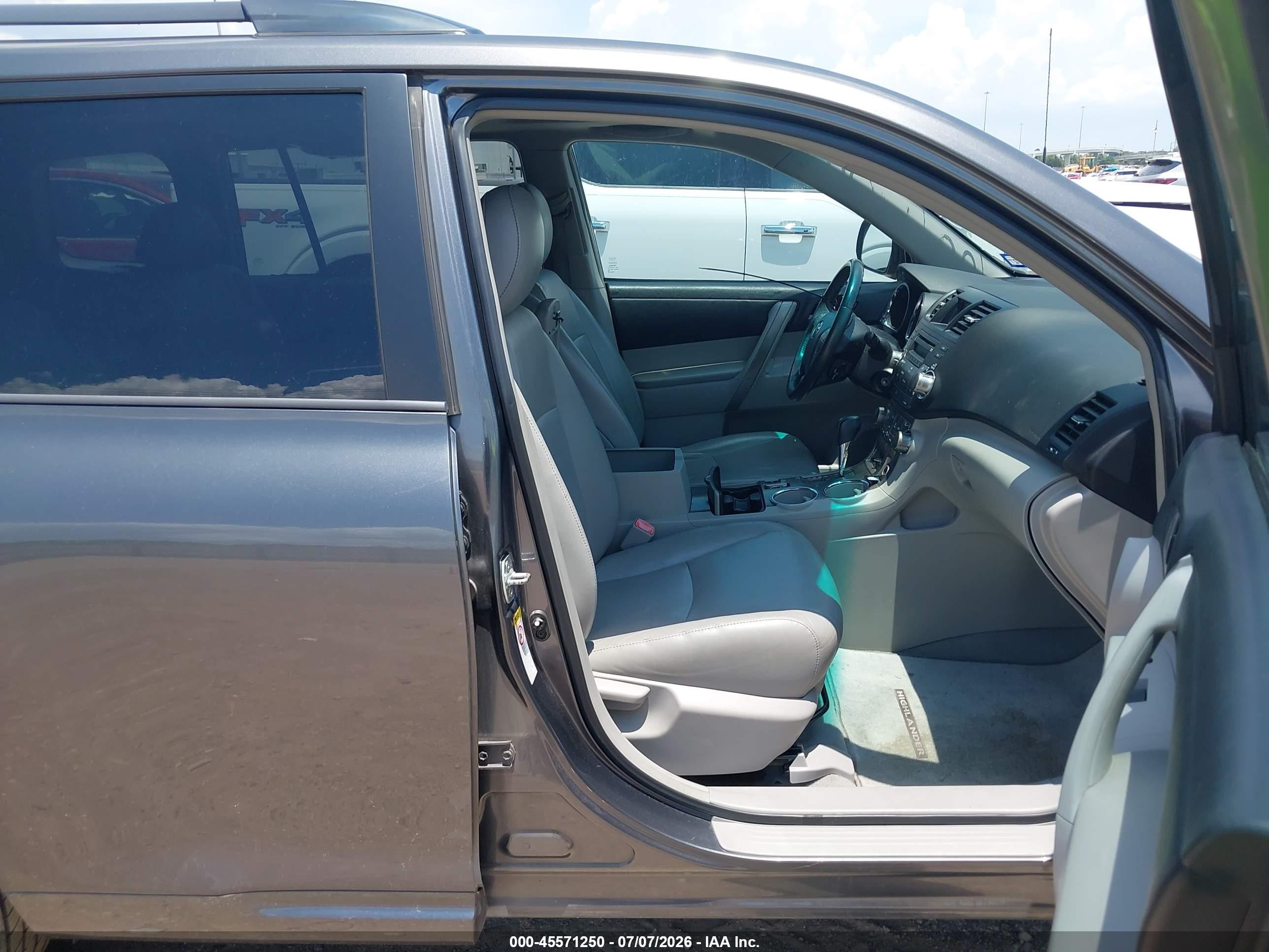 2010 Toyota Highlander Se V6 Gray vin: 5TDKK3EH5AS020486