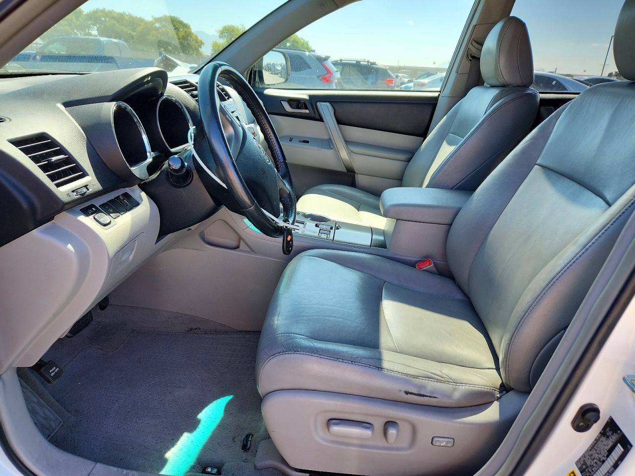 2010 Toyota Highlander Se White vin: 5TDKK3EH5AS023291
