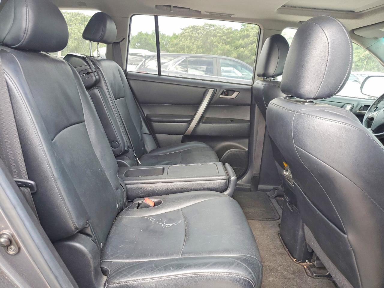 2010 Toyota Highlander Se Gray vin: 5TDKK3EH6AS022201