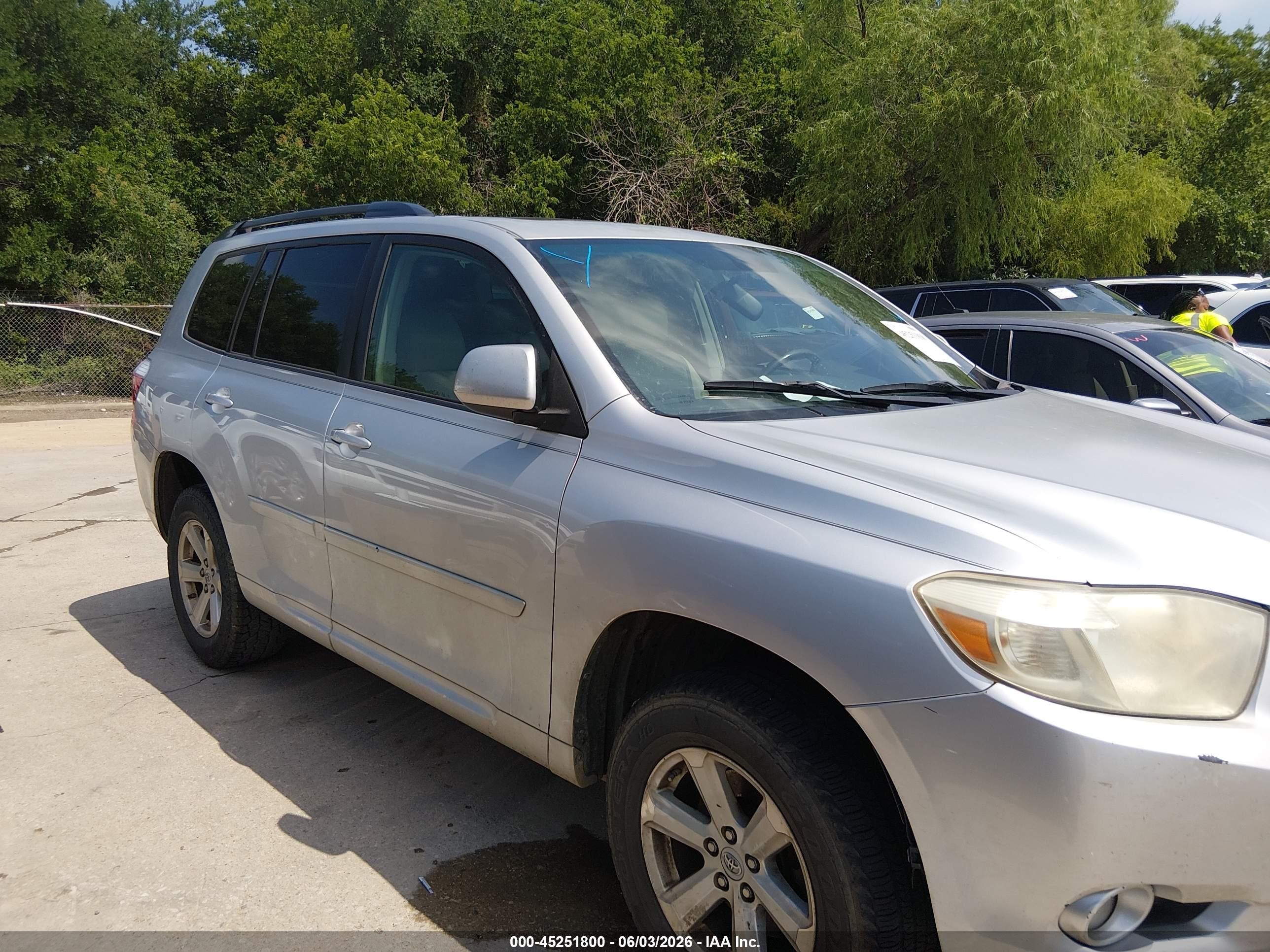 2010 Toyota Highlander Se V6 Silver vin: 5TDKK3EH7AS012552
