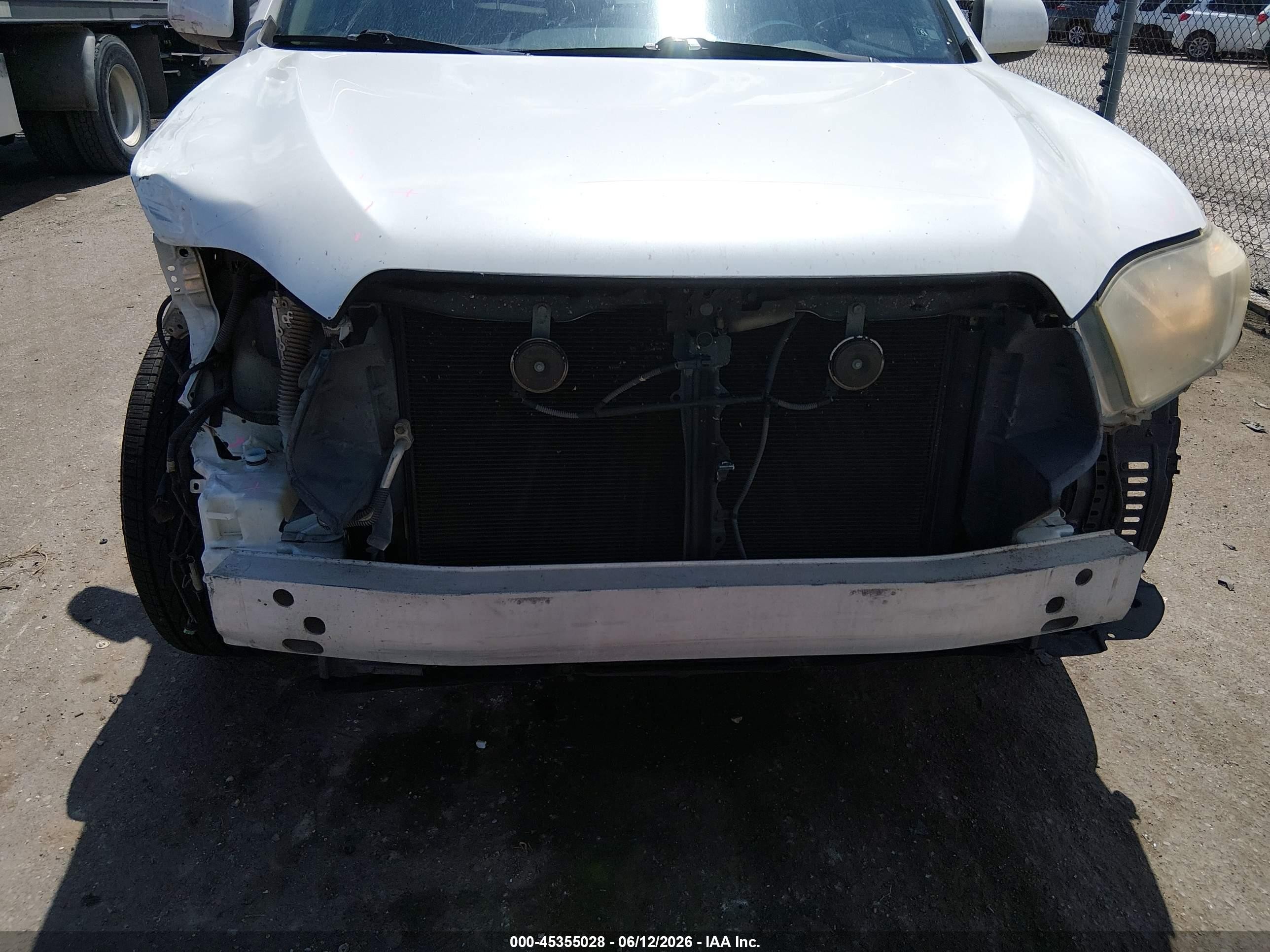 2010 Toyota Highlander Se V6 Белый vin: 5TDKK3EH9AS006056