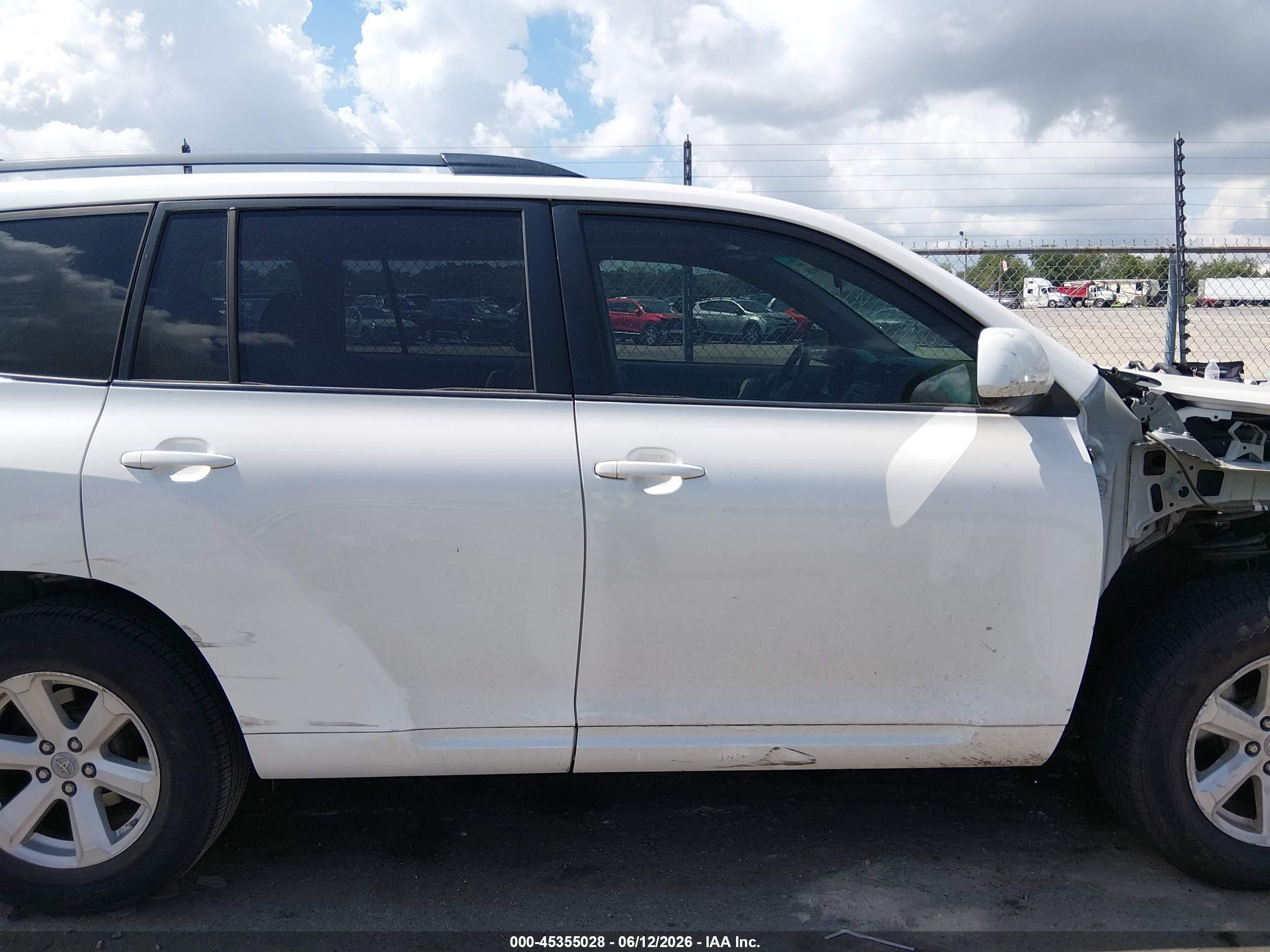 2010 Toyota Highlander Se V6 Белый vin: 5TDKK3EH9AS006056