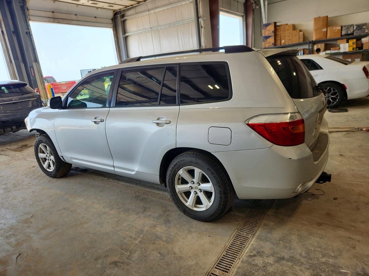 2010 Toyota Highlander Se Silver vin: 5TDKK3EH9AS011063