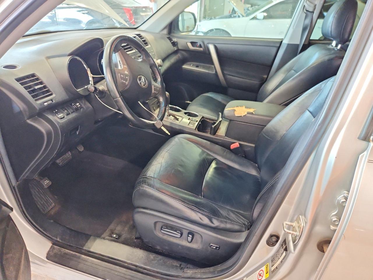2010 Toyota Highlander Se Silver vin: 5TDKK3EH9AS011063