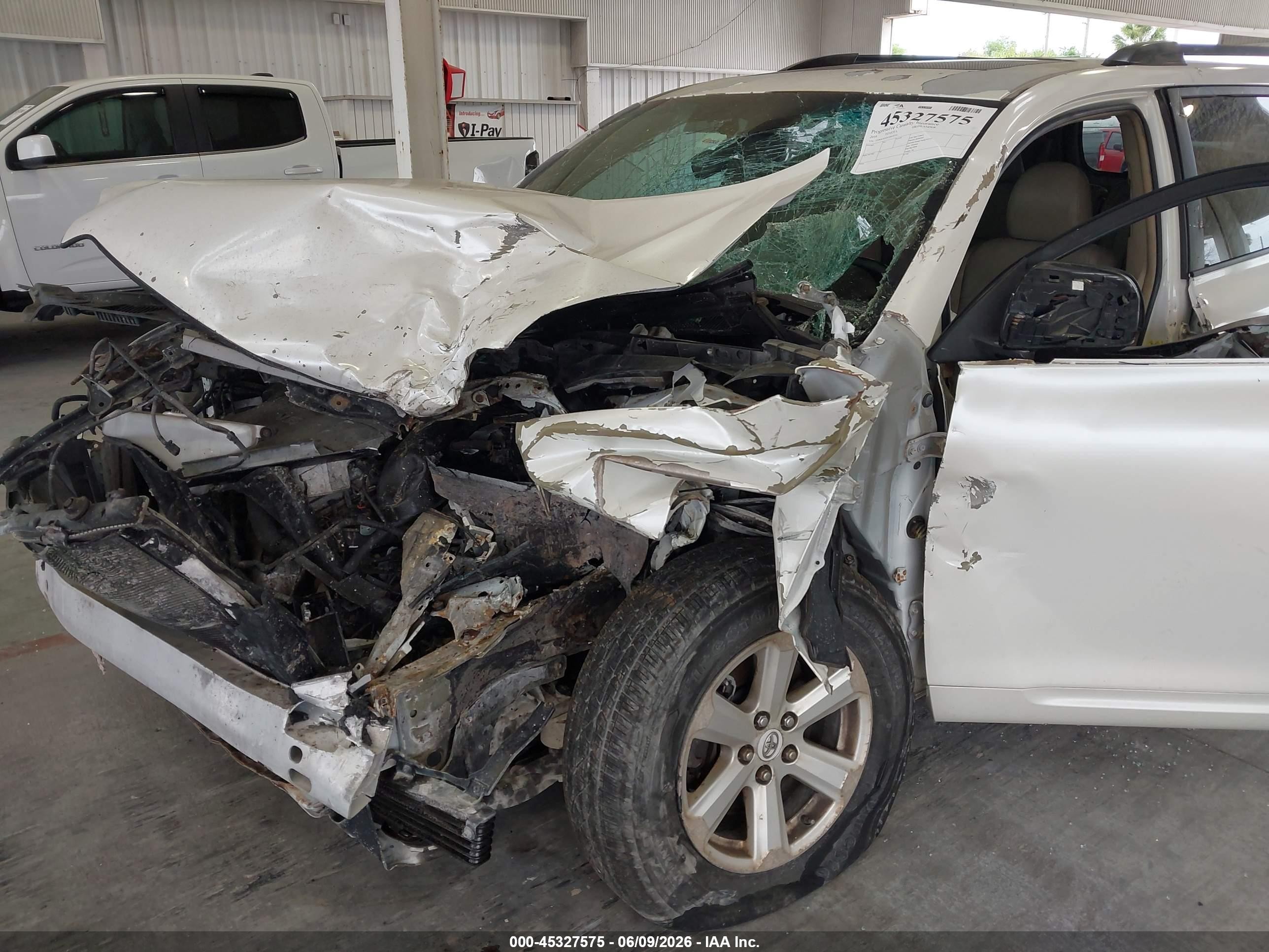 2010 Toyota Highlander Se V6 White vin: 5TDKK3EHXAS018751