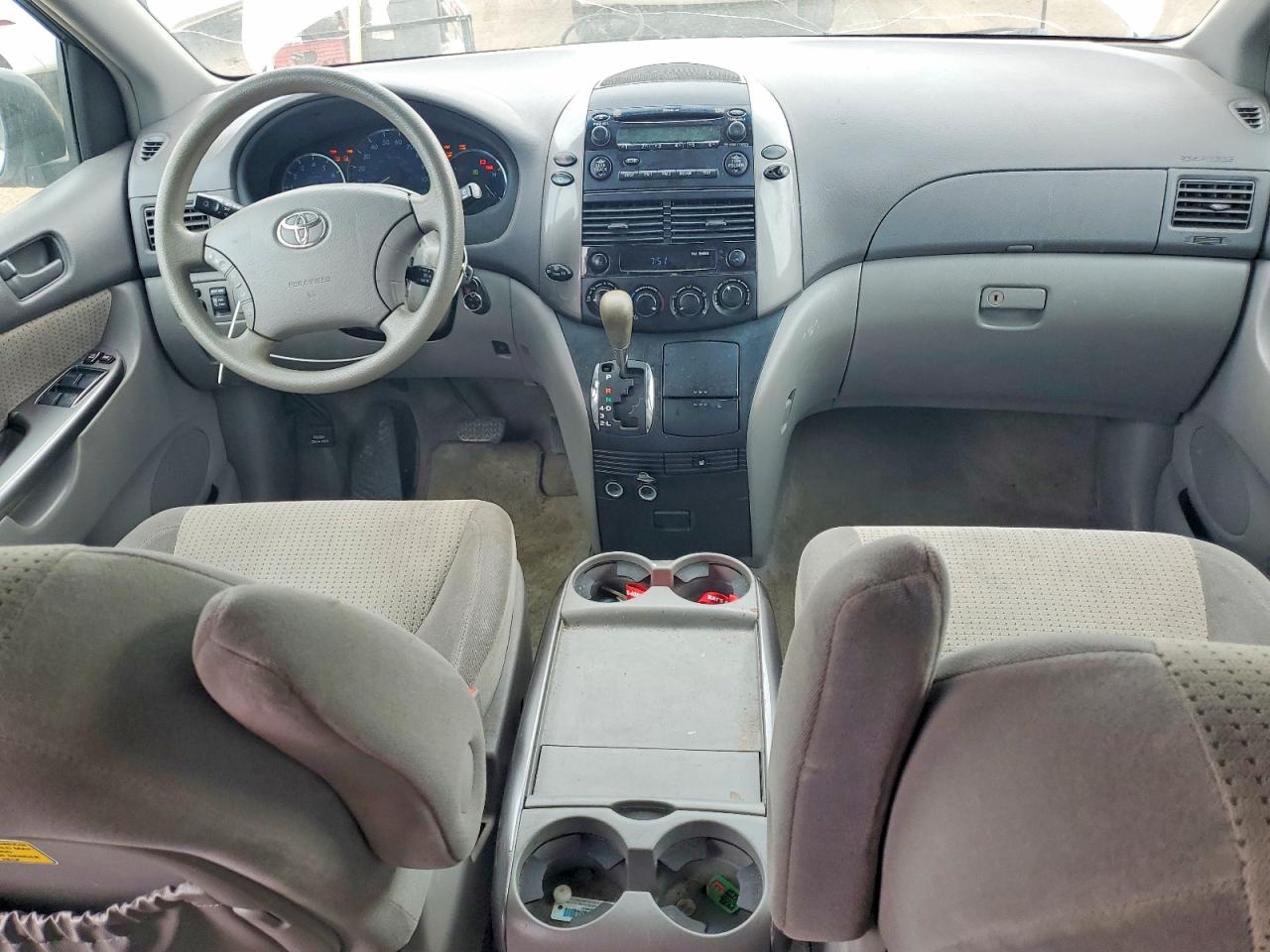 2010 Toyota Sienna Le 8-passenger Белый vin: 5TDKK4CC0AS291615