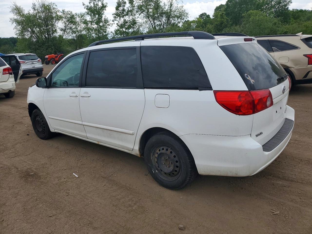 2010 Toyota Sienna Le 8-passenger Белый vin: 5TDKK4CC0AS291615