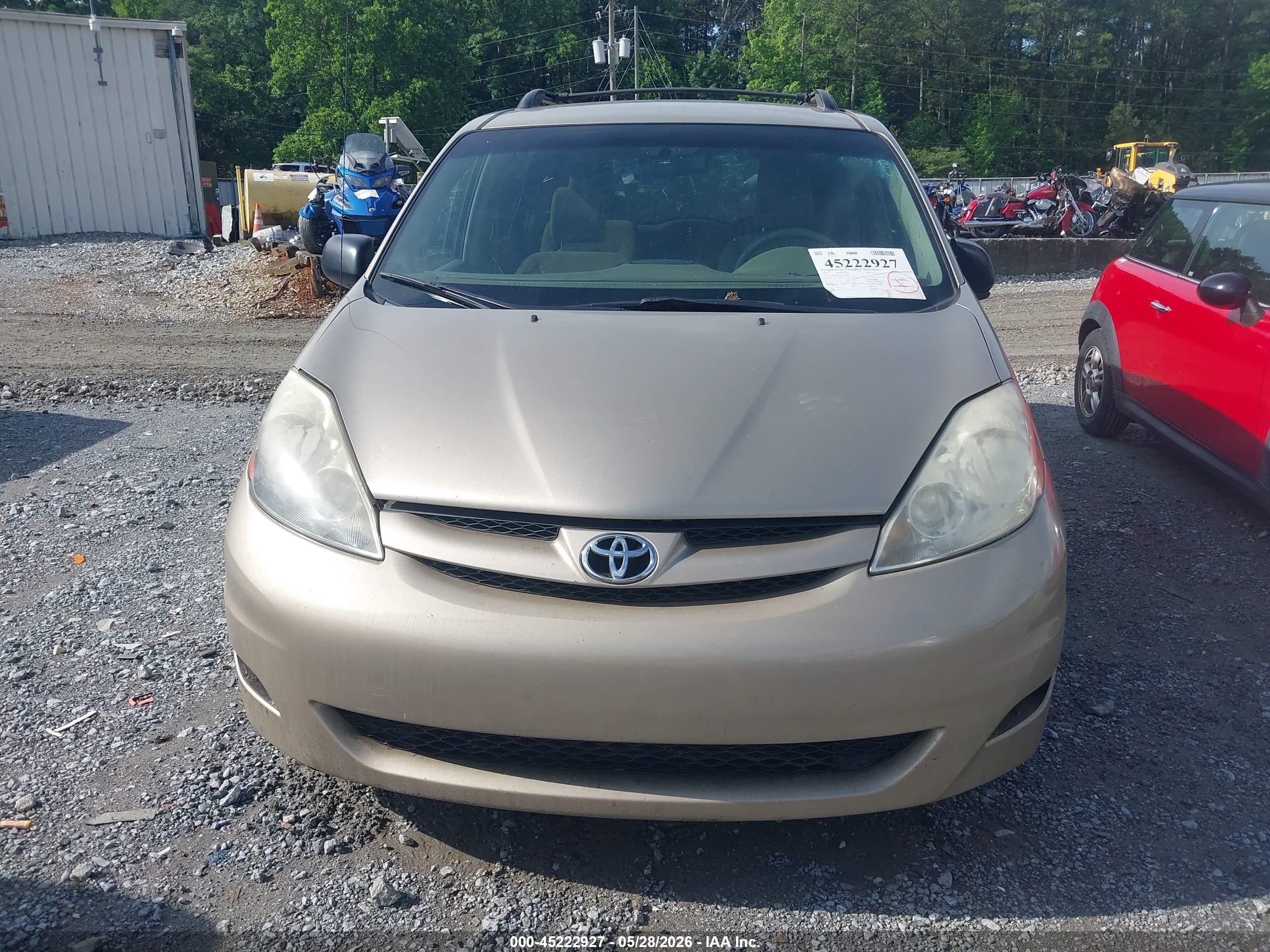 2010 Toyota Sienna Le Beige vin: 5TDKK4CC0AS314570