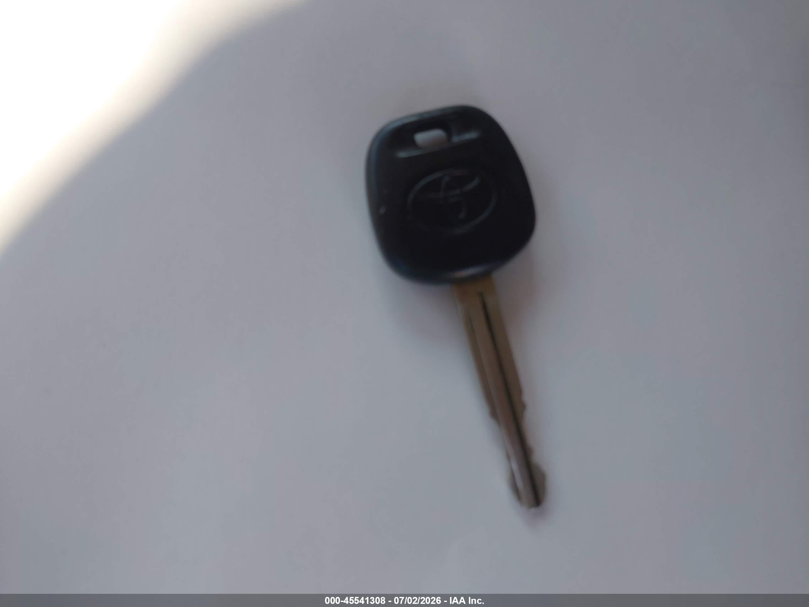 2010 Toyota Sienna Le Gold vin: 5TDKK4CC1AS334889