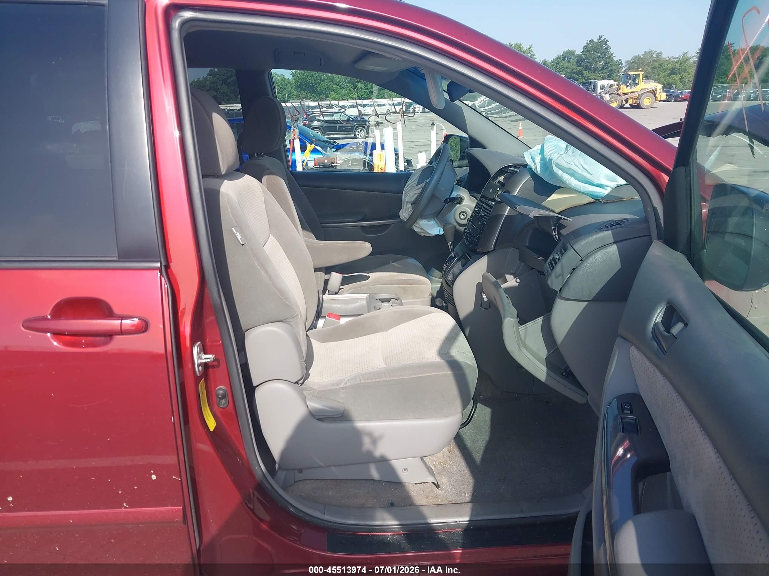 2010 Toyota Sienna Le Red vin: 5TDKK4CC2AS323836