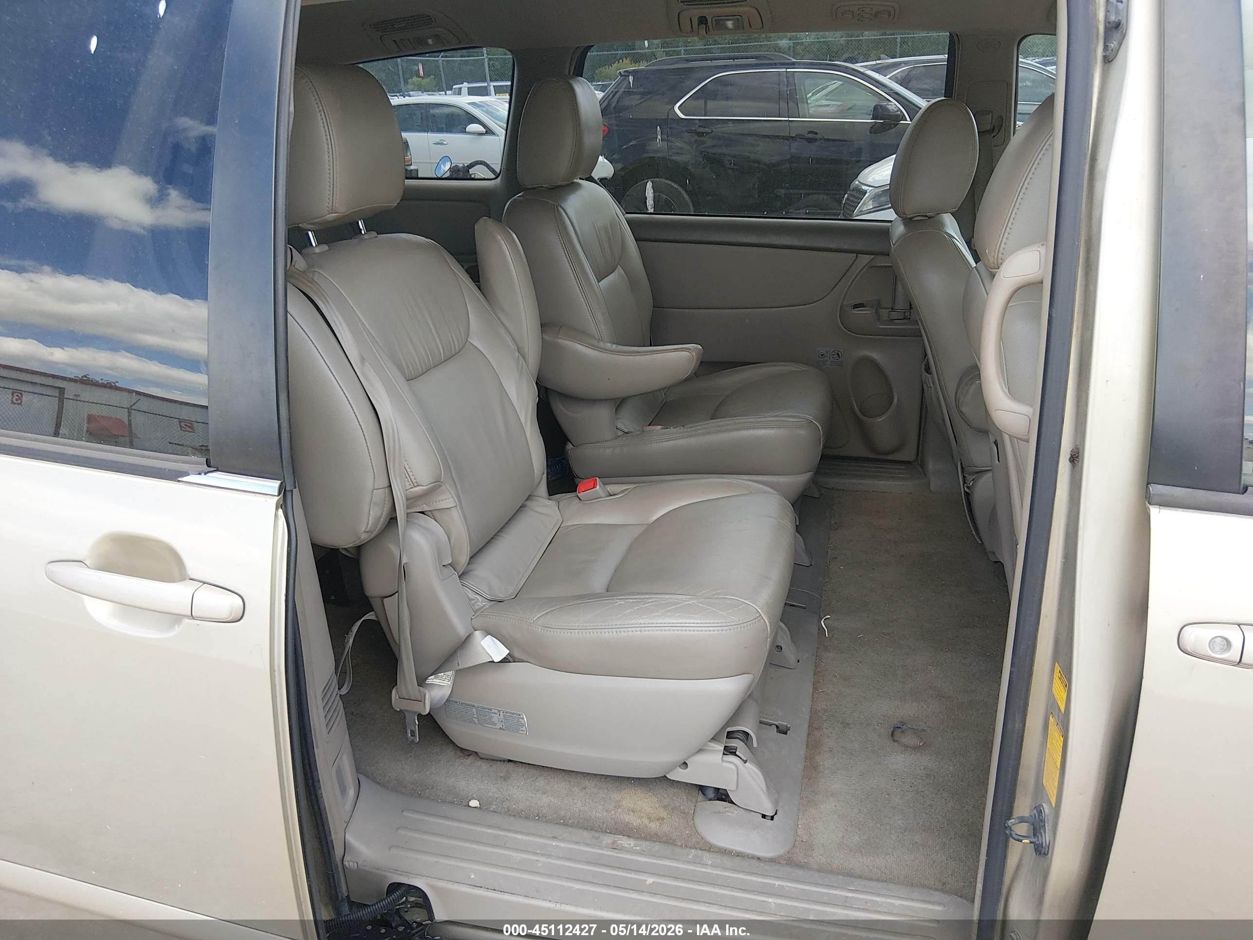2010 Toyota Sienna Le Gold vin: 5TDKK4CC2AS331676