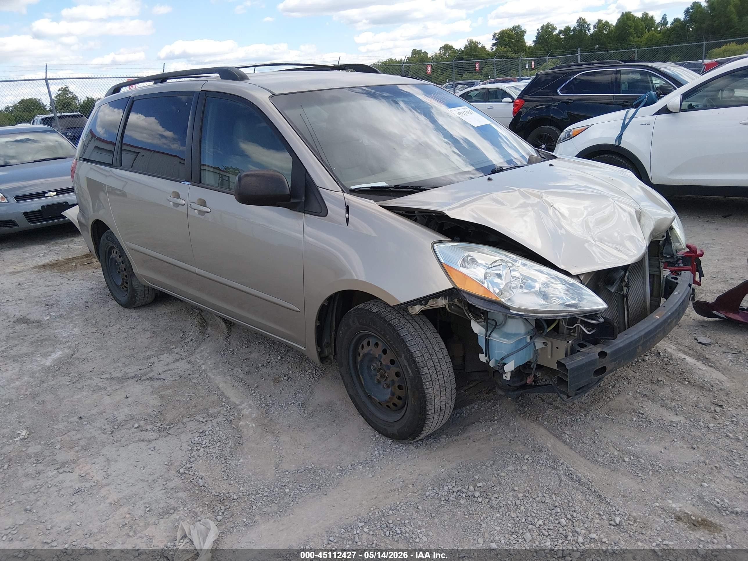2010 Toyota Sienna Le Gold vin: 5TDKK4CC2AS331676