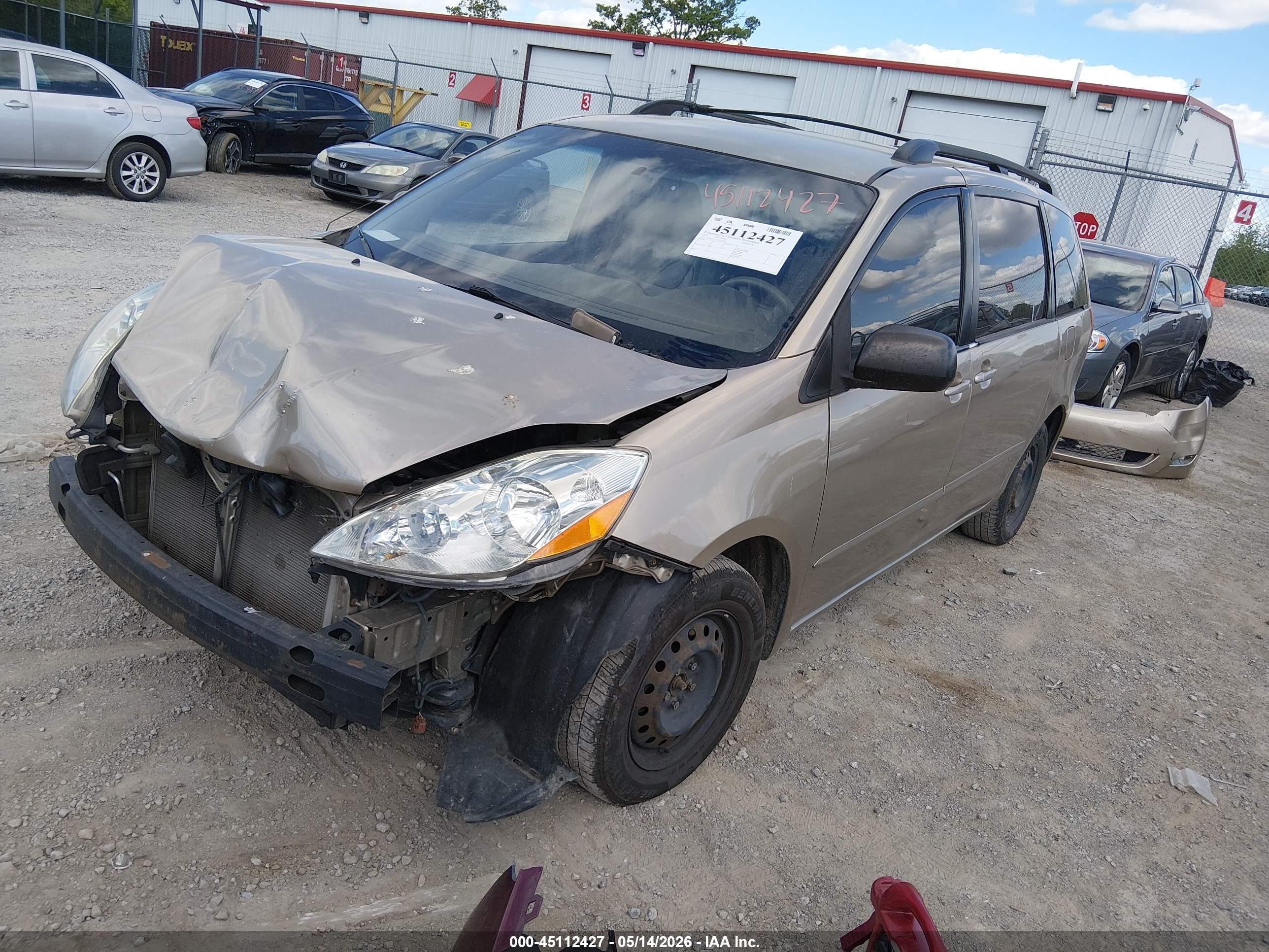 2010 Toyota Sienna Le Gold vin: 5TDKK4CC2AS331676