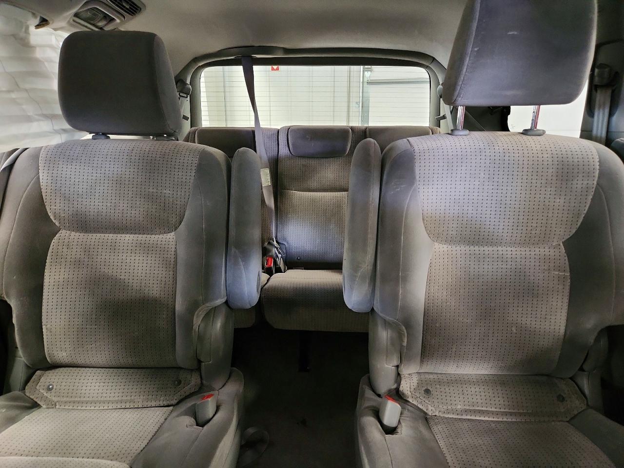 2010 Toyota Sienna Le 7-passenger Tan vin: 5TDKK4CC2AS339194