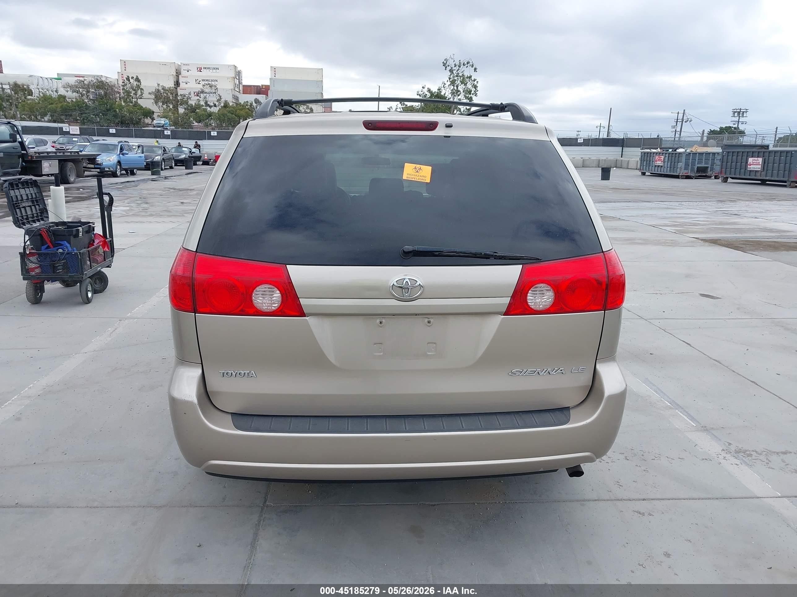 2010 Toyota Sienna Le Beige vin: 5TDKK4CC3AS319407