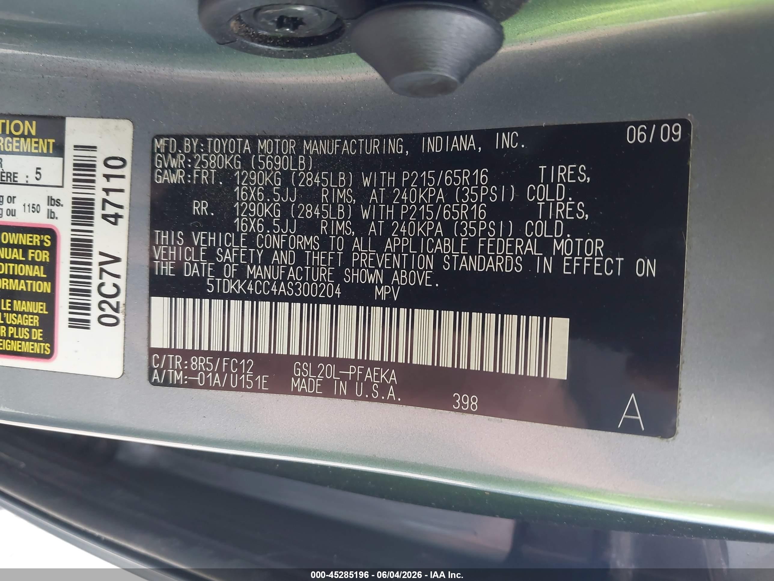 2010 Toyota Sienna Le Light Blue vin: 5TDKK4CC4AS300204