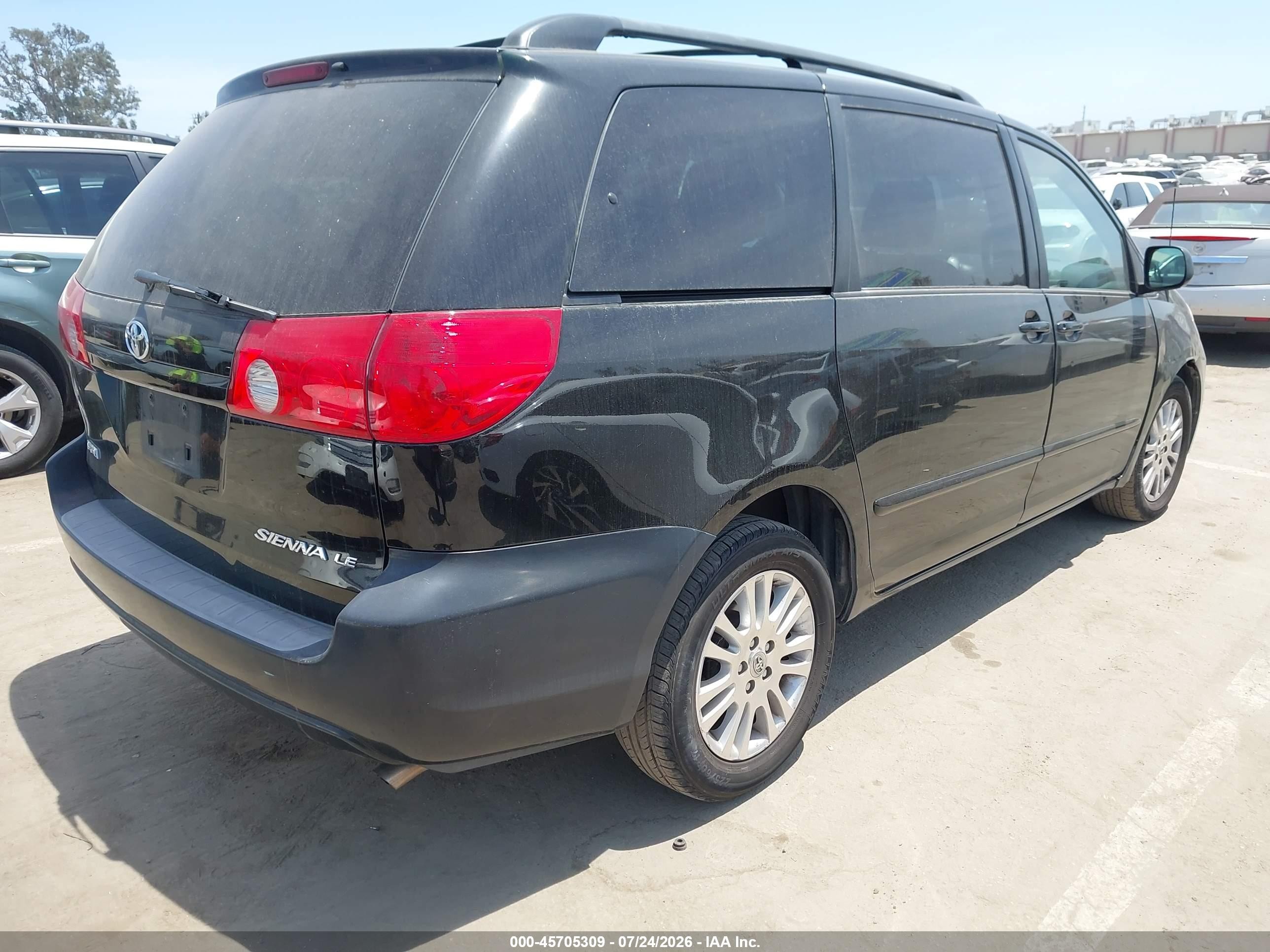2010 Toyota Sienna Le Black vin: 5TDKK4CC4AS318203
