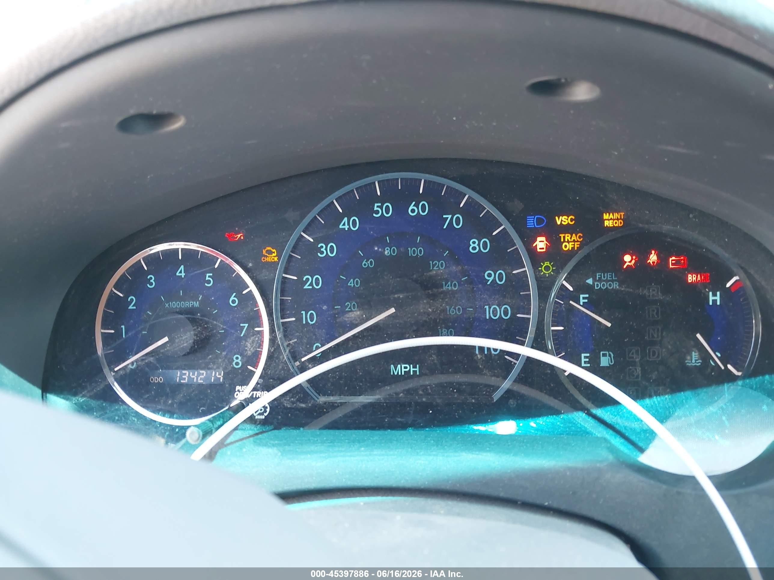 2010 Toyota Sienna Le Silver vin: 5TDKK4CC4AS321439