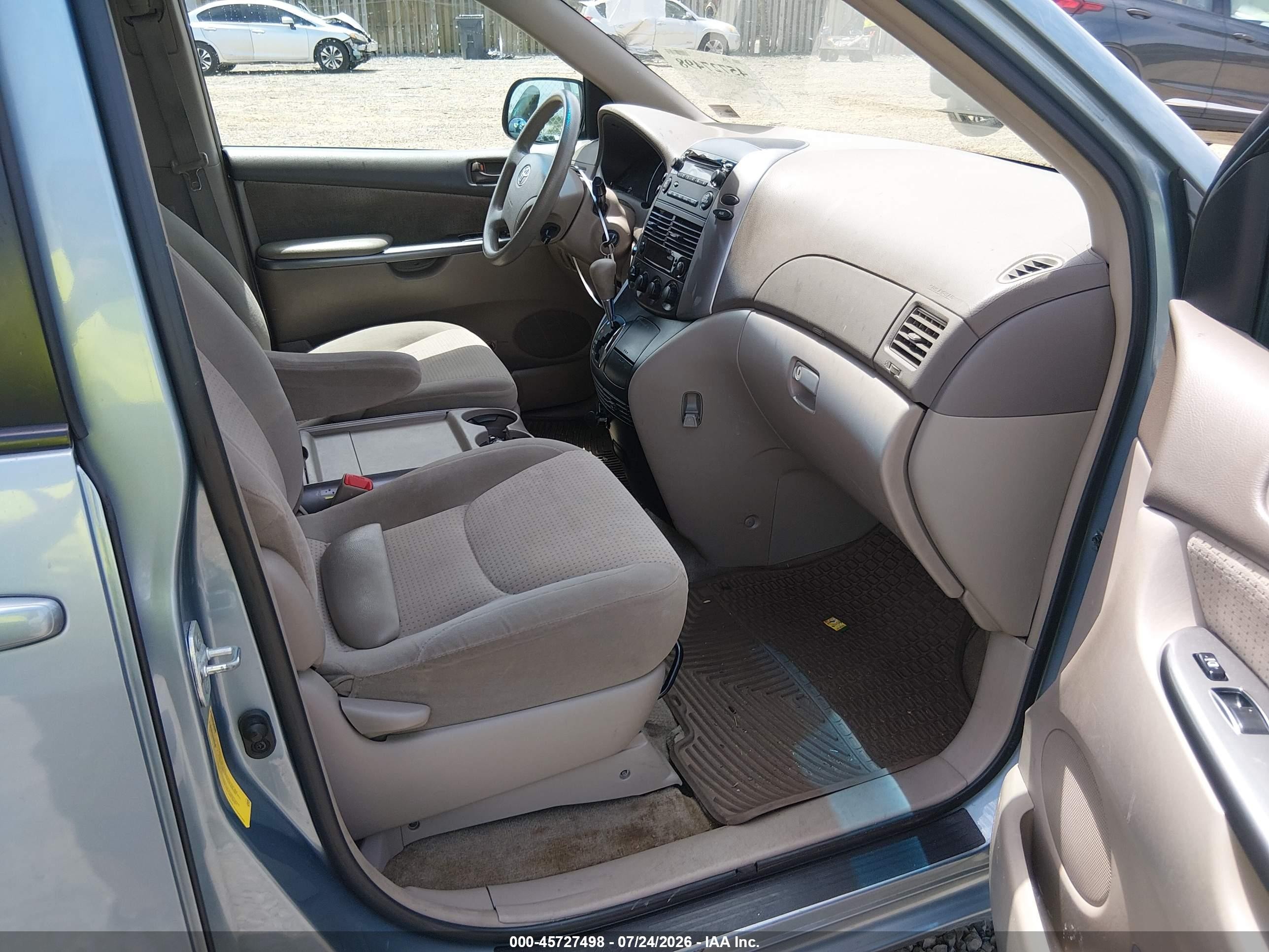 2010 Toyota Sienna Le Blue vin: 5TDKK4CC4AS343442