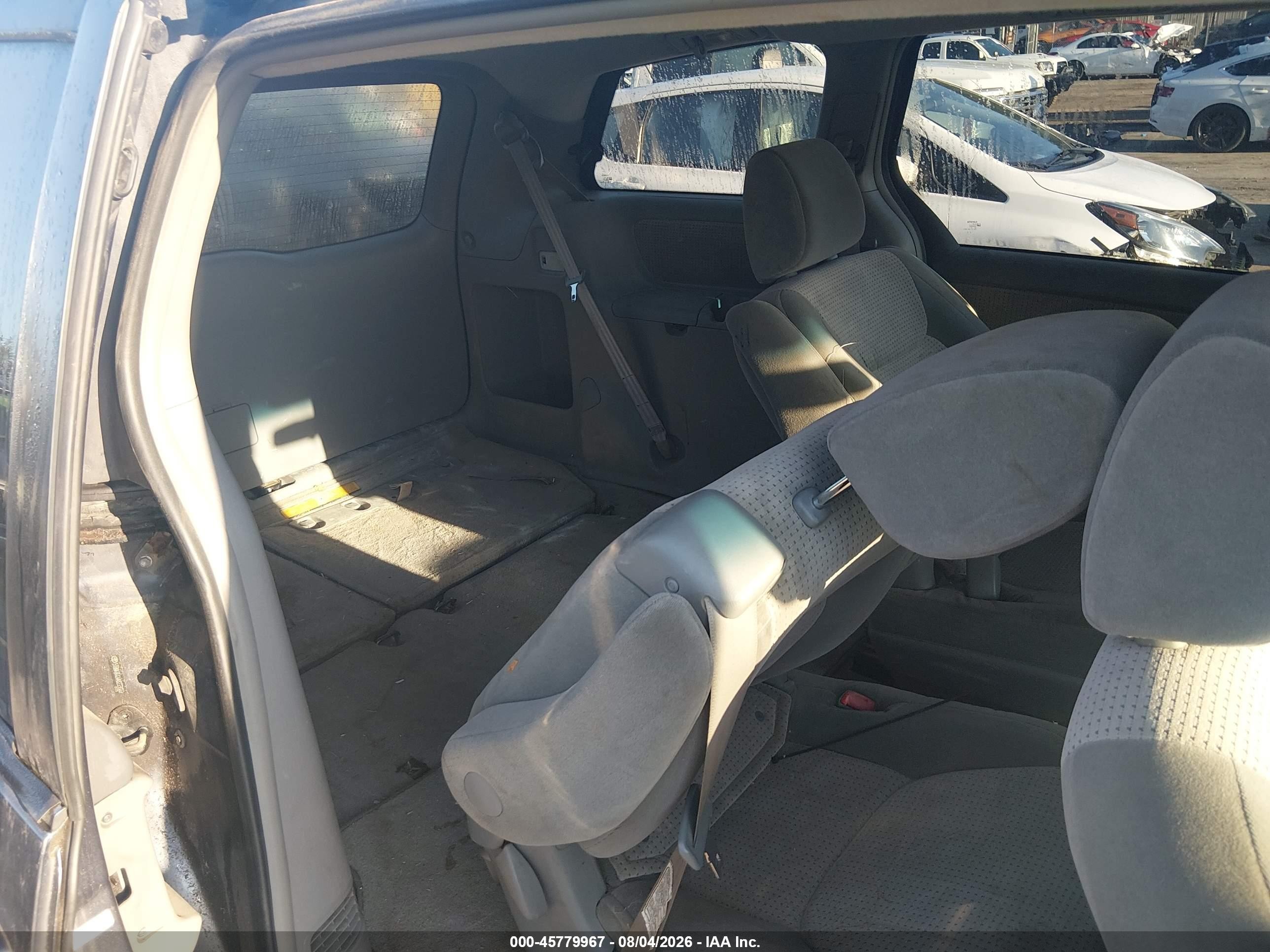 2010 Toyota Sienna Ce/le Gray vin: 5TDKK4CC4ASz93688