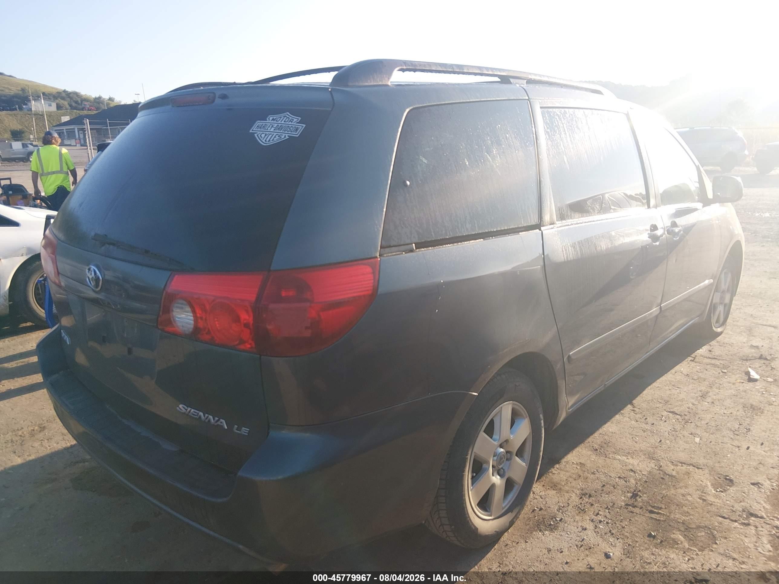 2010 Toyota Sienna Ce/le Gray vin: 5TDKK4CC4ASz93688