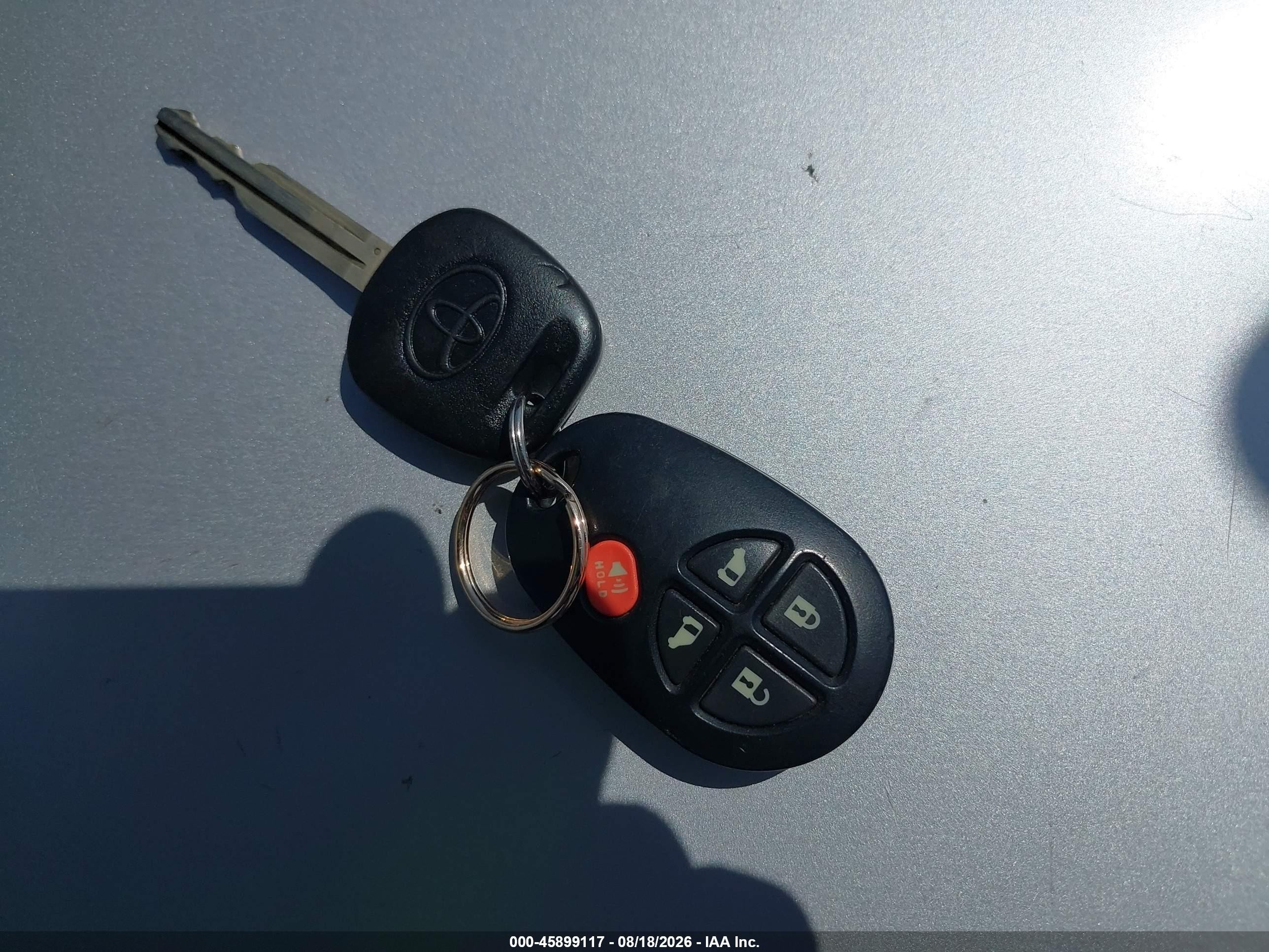 2010 Toyota Sienna Le Silver vin: 5TDKK4CC5AS313303
