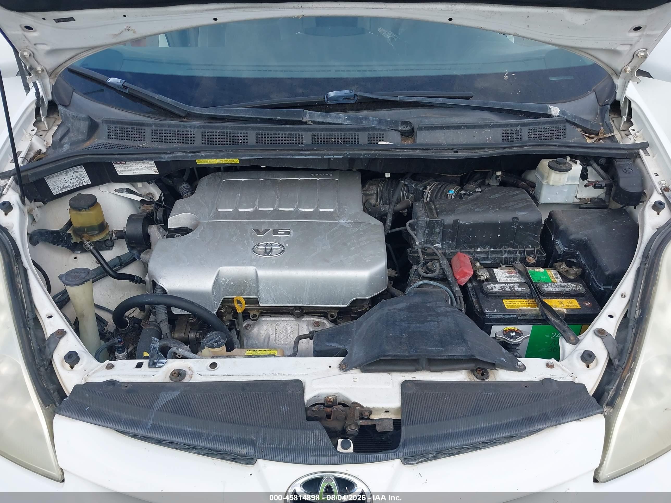 2010 Toyota Sienna Le Белый vin: 5TDKK4CC6AS289089