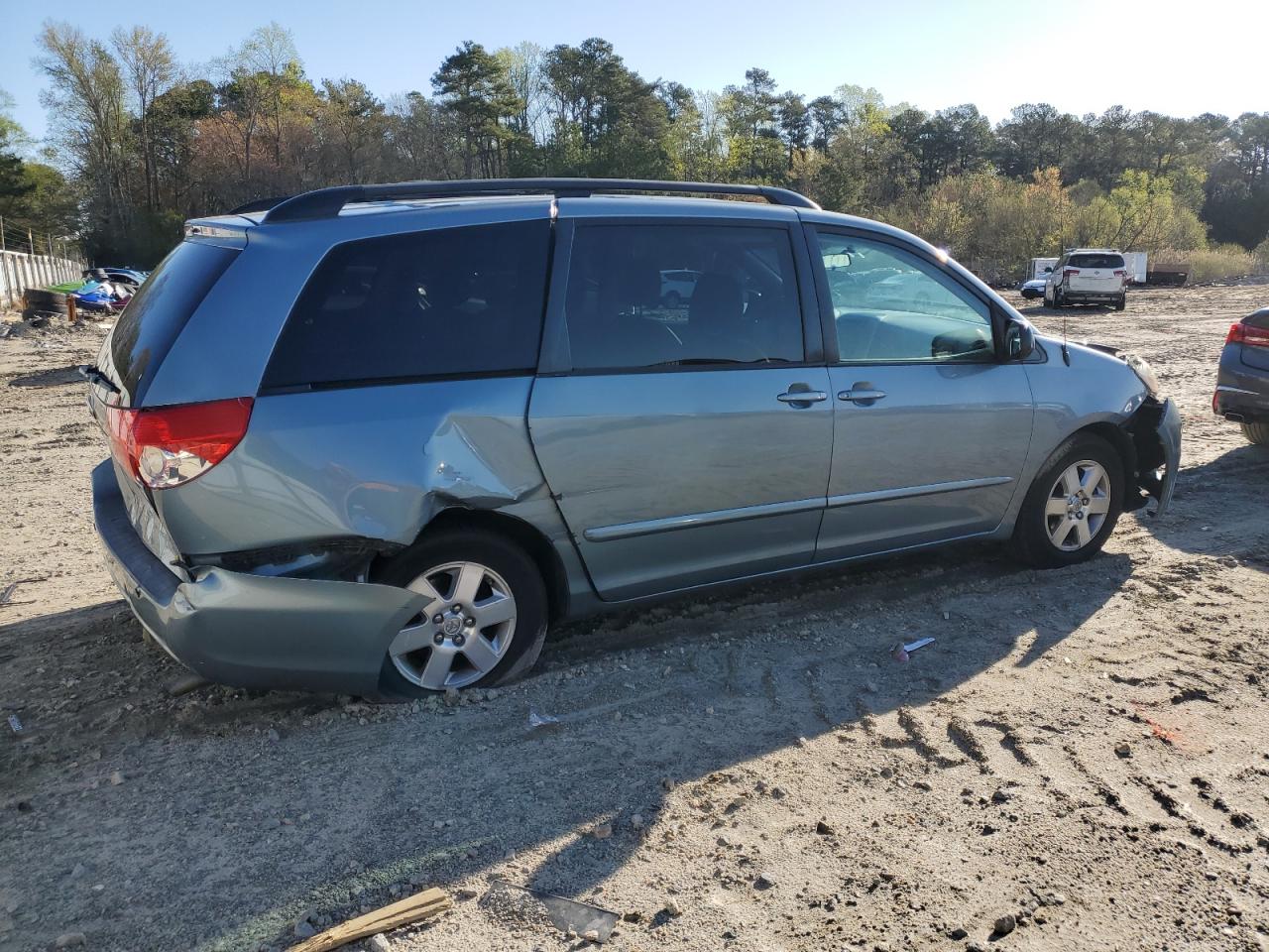 2010 Toyota Sienna Ce Blue vin: 5TDKK4CC6AS311365