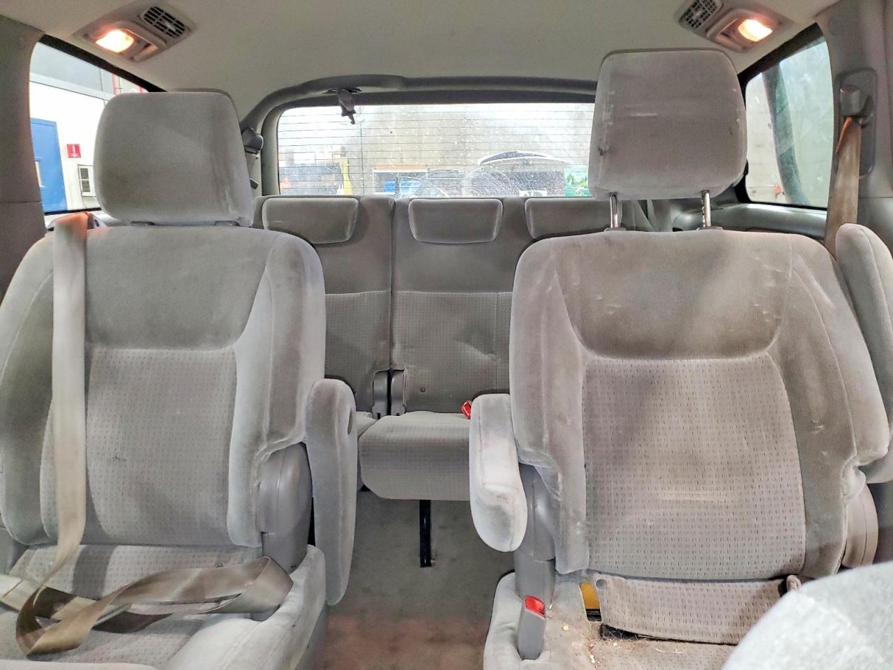 2010 Toyota Sienna Ce 7-passenger Red vin: 5TDKK4CC6AS314248