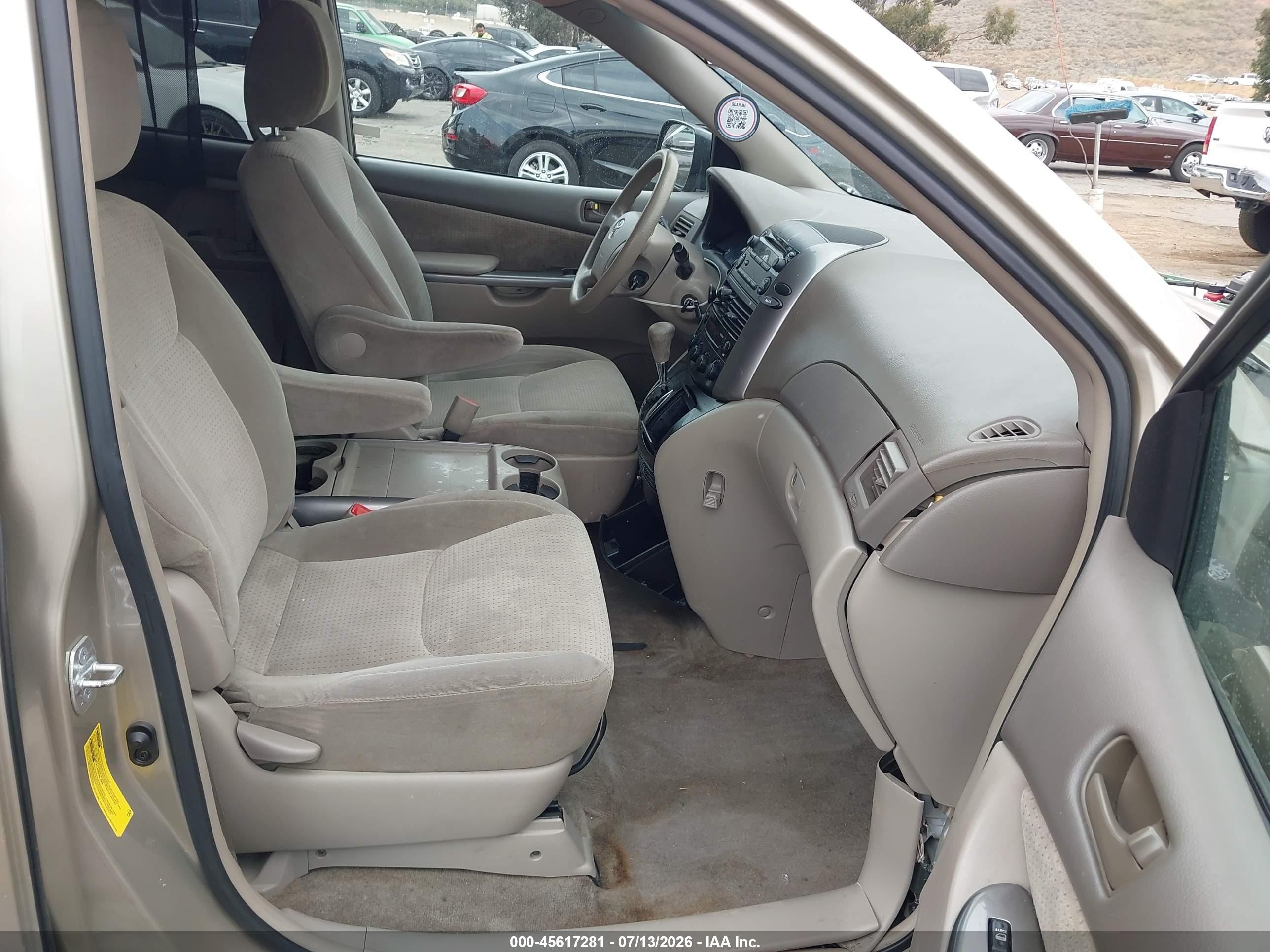 2010 Toyota Sienna Le Champagne vin: 5TDKK4CC6AS329185